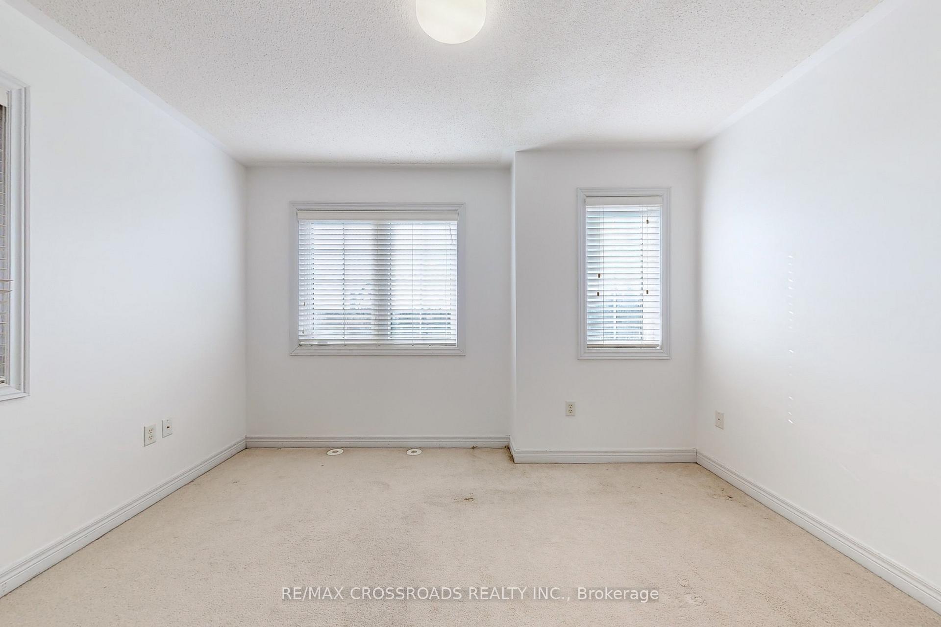 Photo 8 of 2576 Bur Oak Avenue, Markham, Cornell — HOMEH