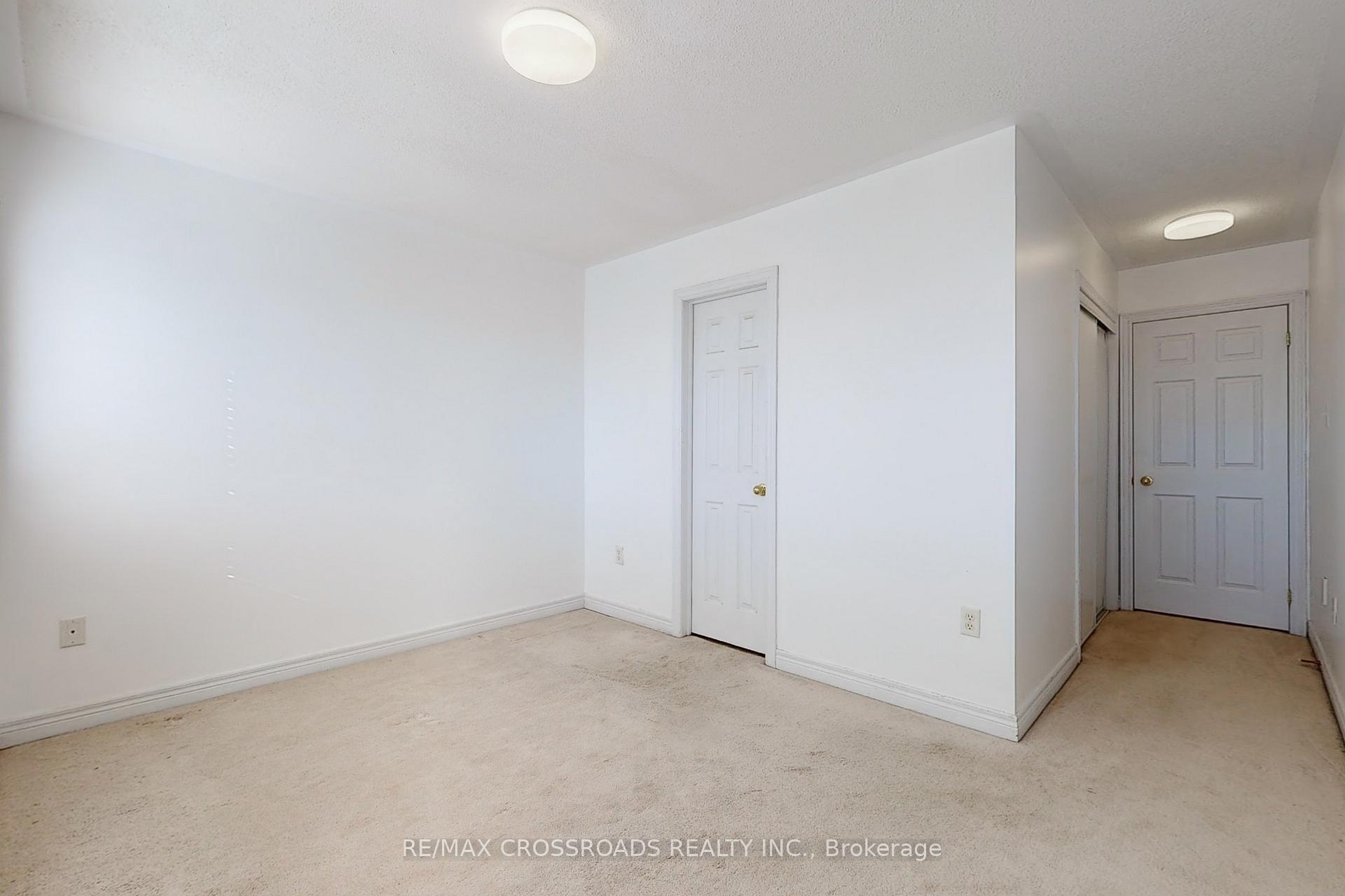 Photo 9 of 2576 Bur Oak Avenue, Markham, Cornell — HOMEH