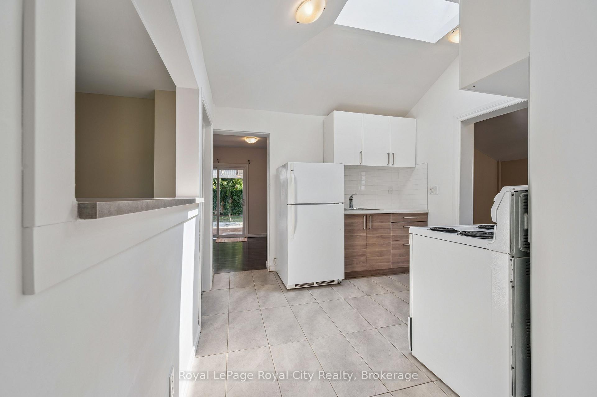 Photo 7 of 169 Edinburgh Road N, Guelph, Downtown — HOMEH