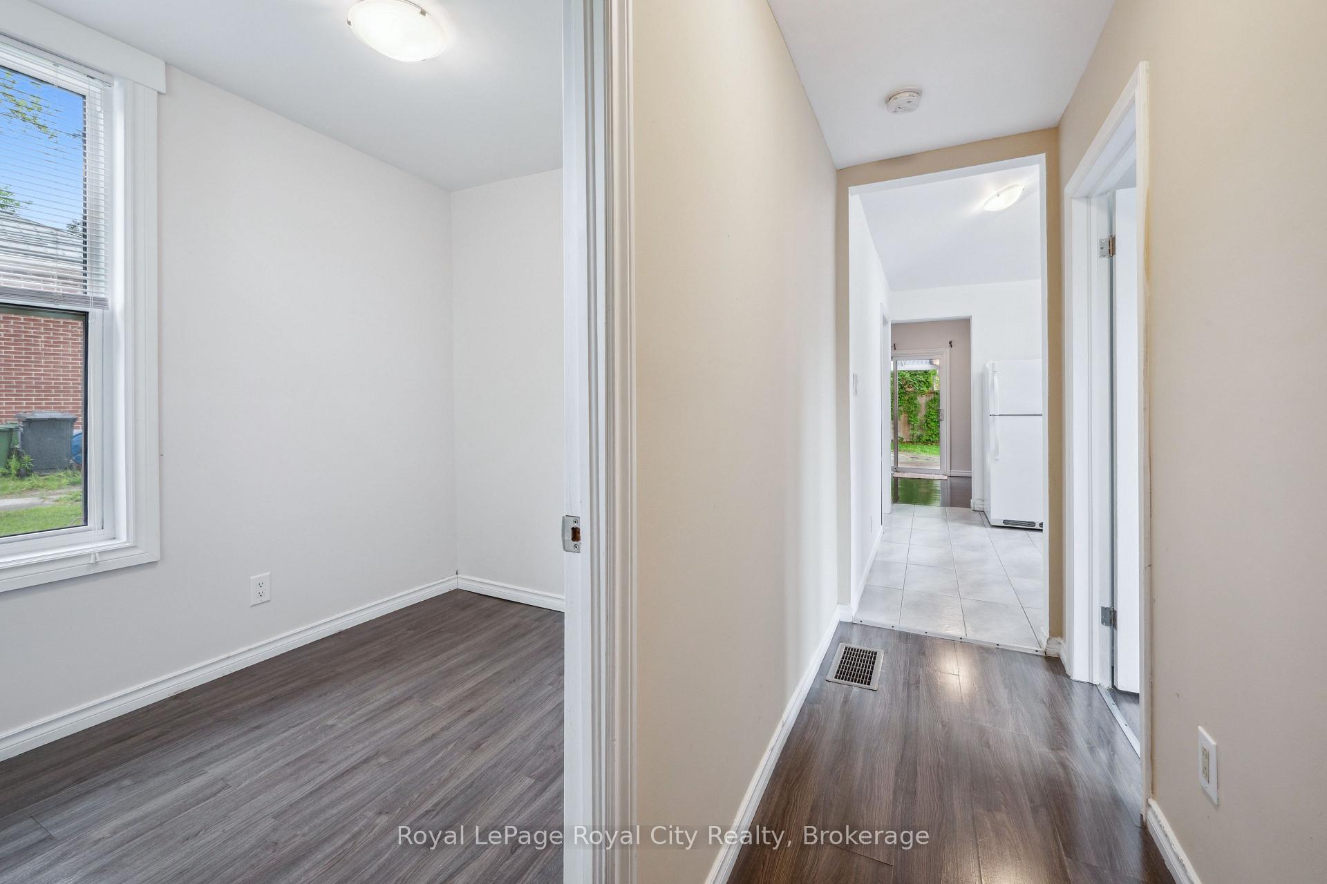 Photo 13 of 169 Edinburgh Road N, Guelph, Downtown — HOMEH
