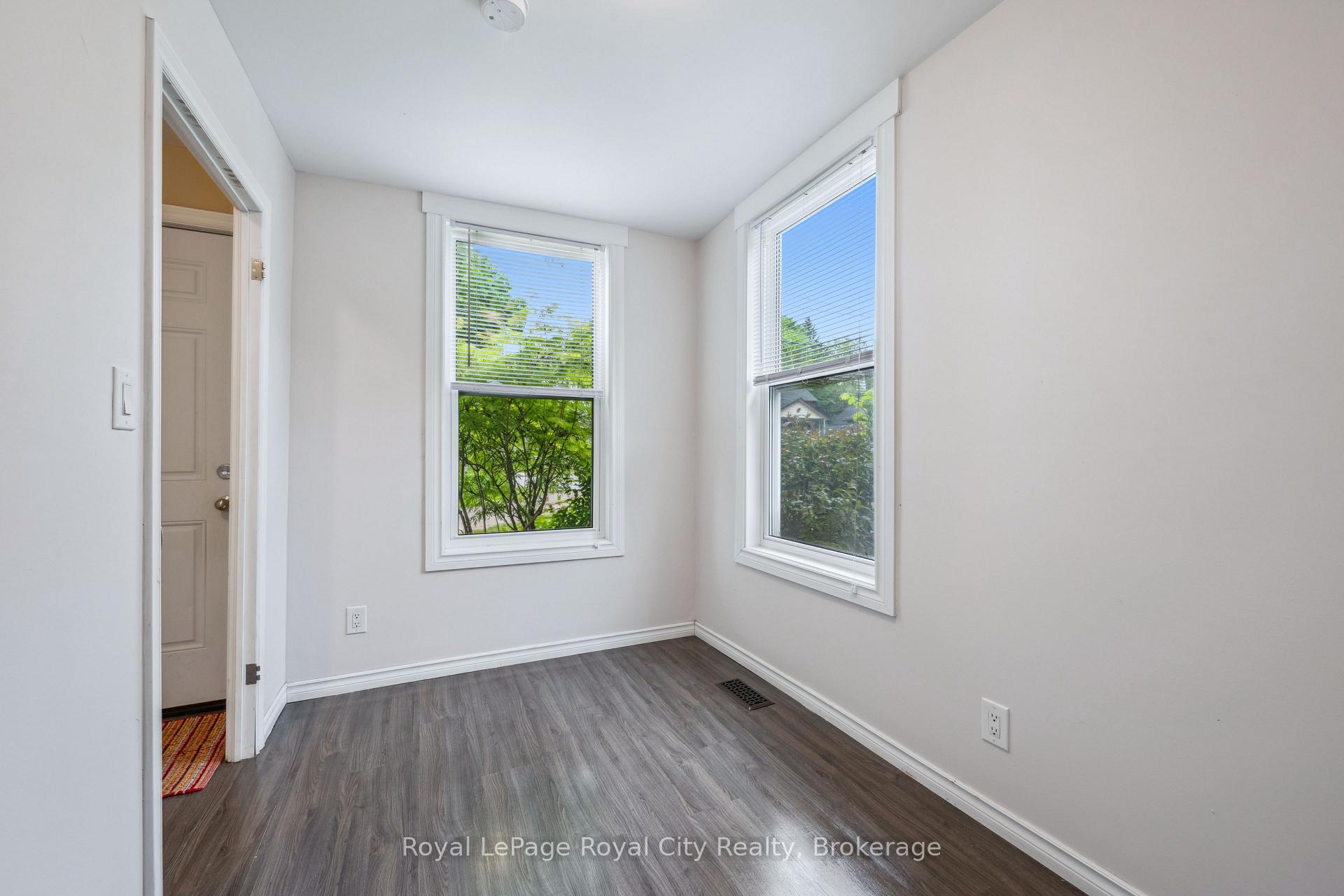 Photo 14 of 169 Edinburgh Road N, Guelph, Downtown — HOMEH