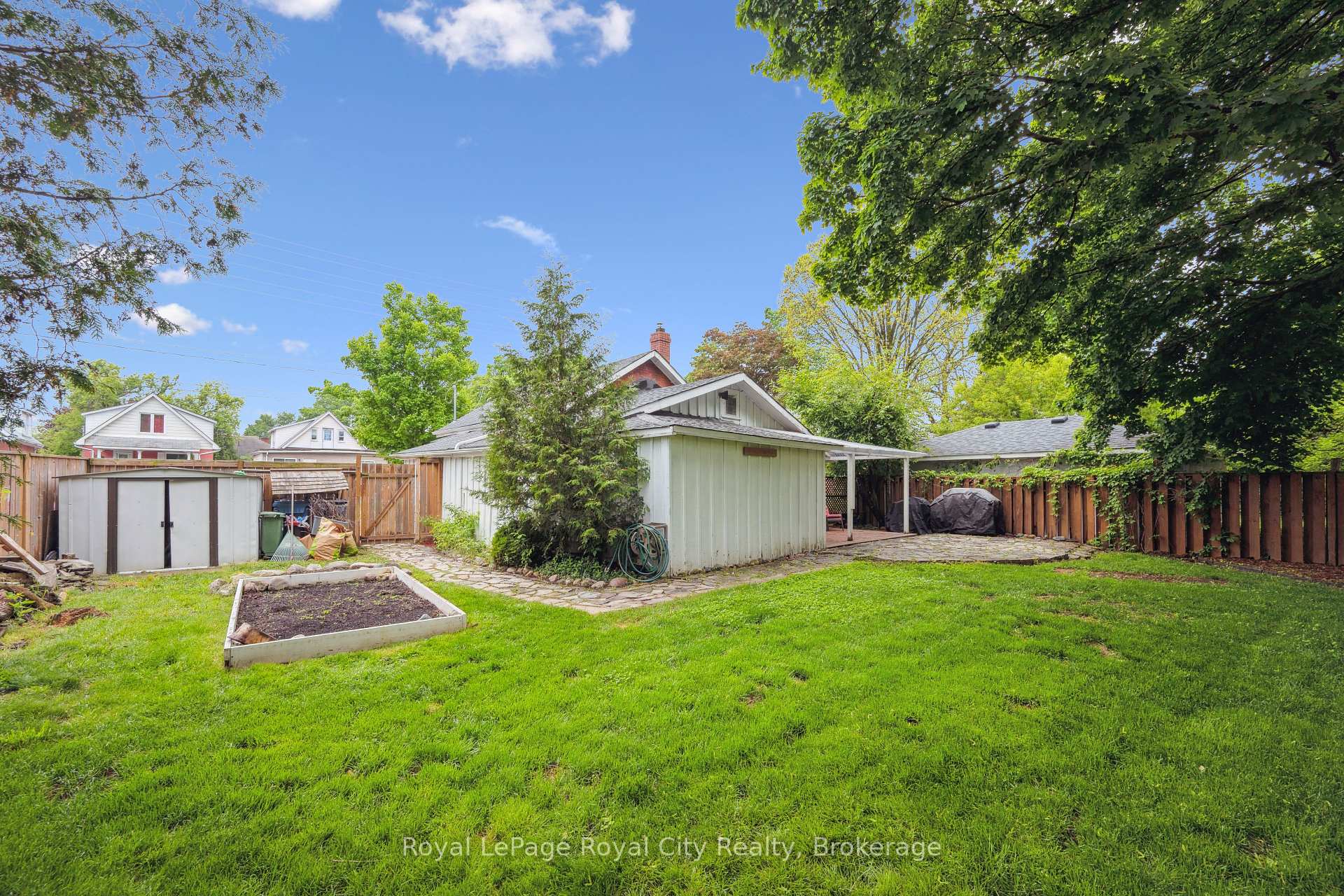 Photo 27 of 169 Edinburgh Road N, Guelph, Downtown — HOMEH