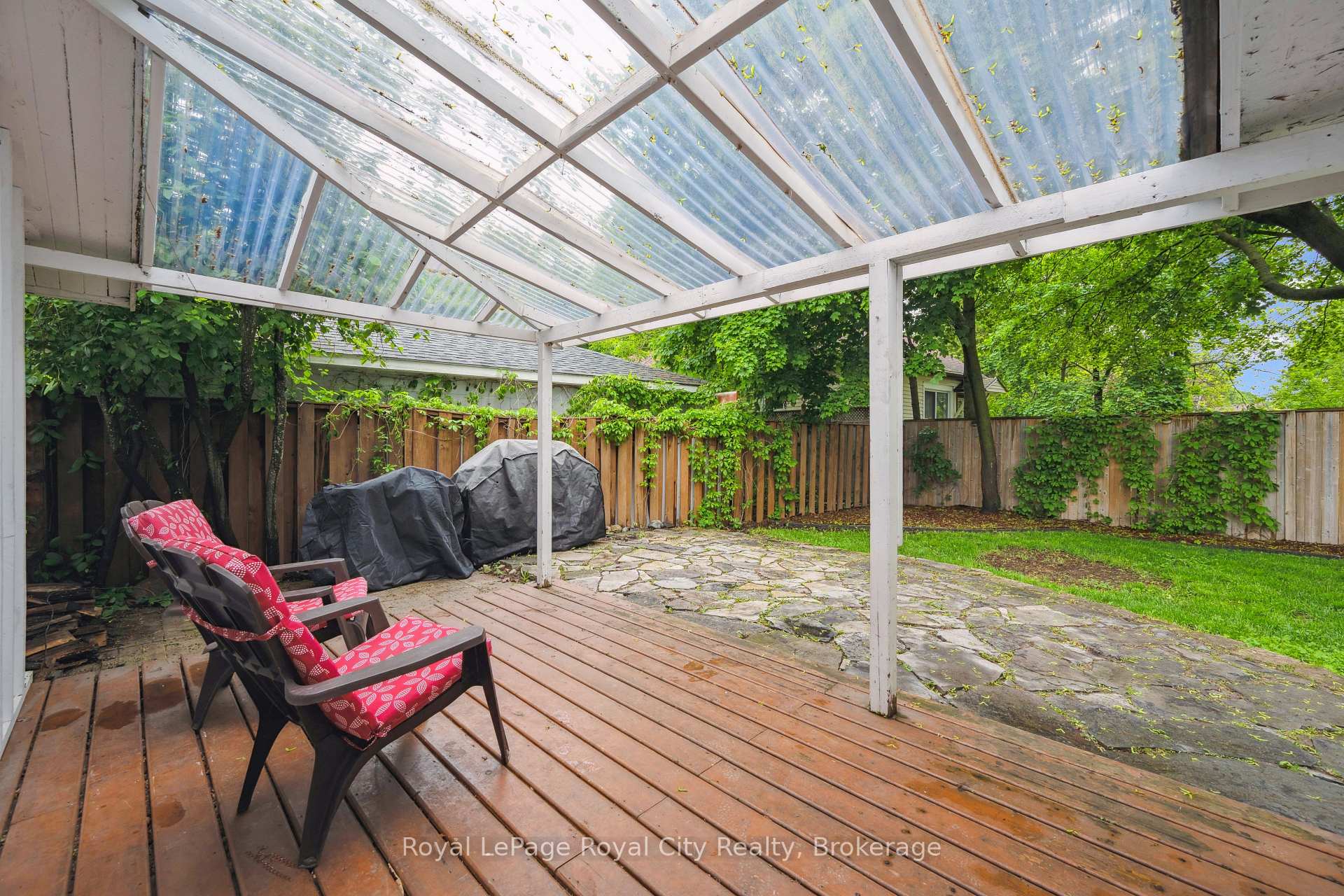 Photo 31 of 169 Edinburgh Road N, Guelph, Downtown — HOMEH