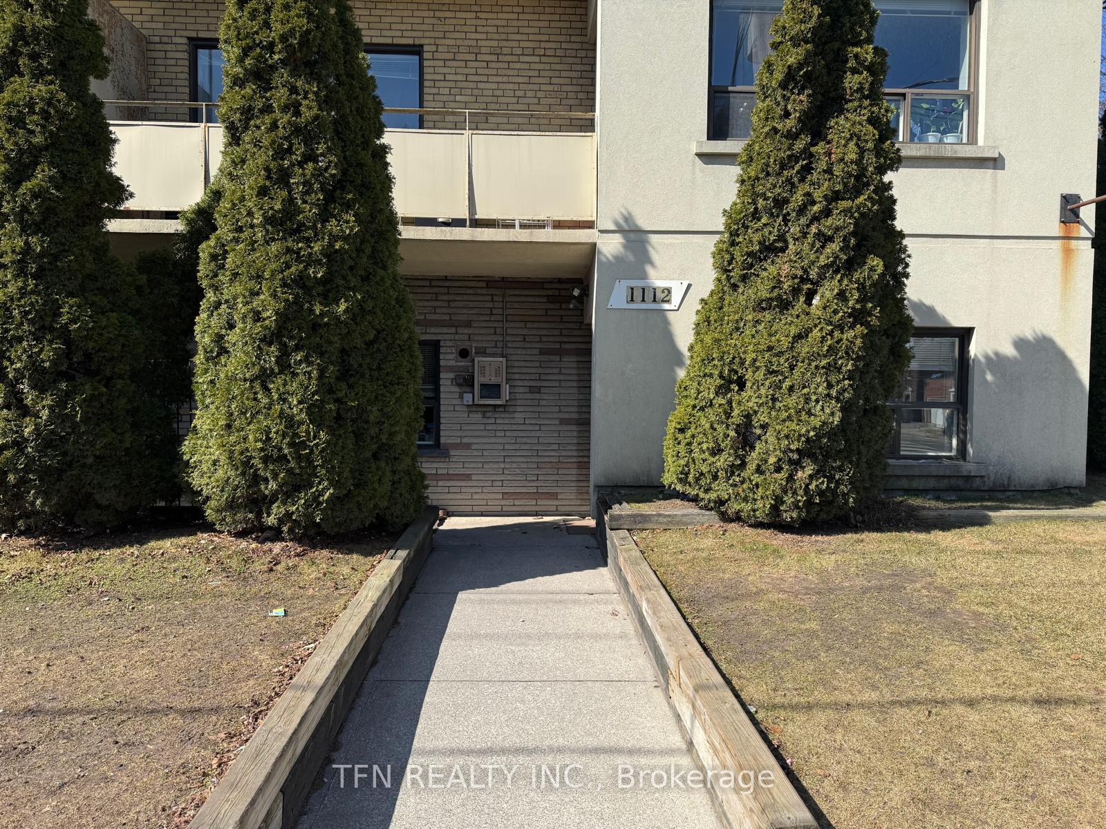 Front of Unit 302, 1112 Avenue Road