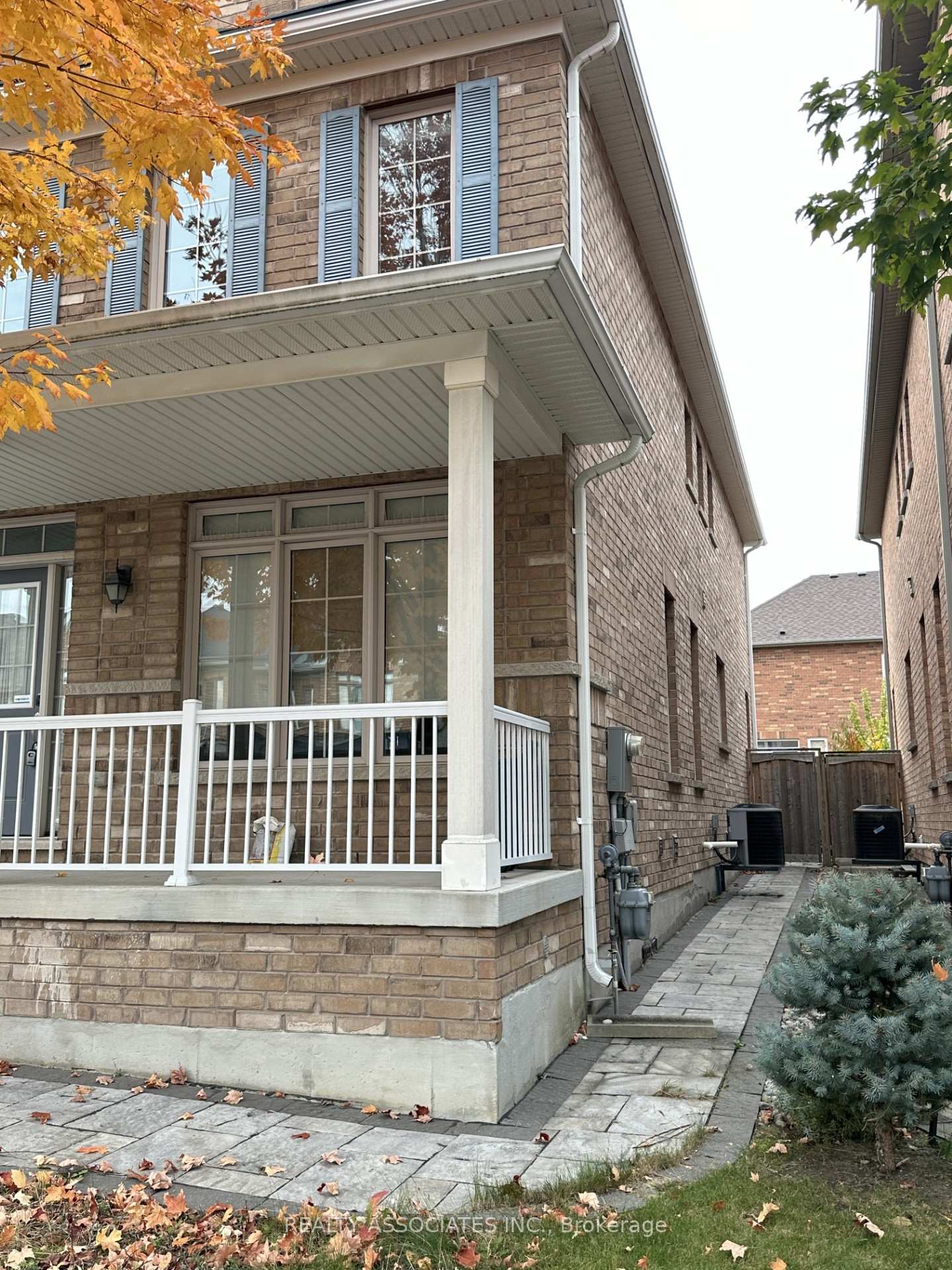 Photo 5 of 22 Carolina Rose Crescent, Markham, Wismer — HOMEH