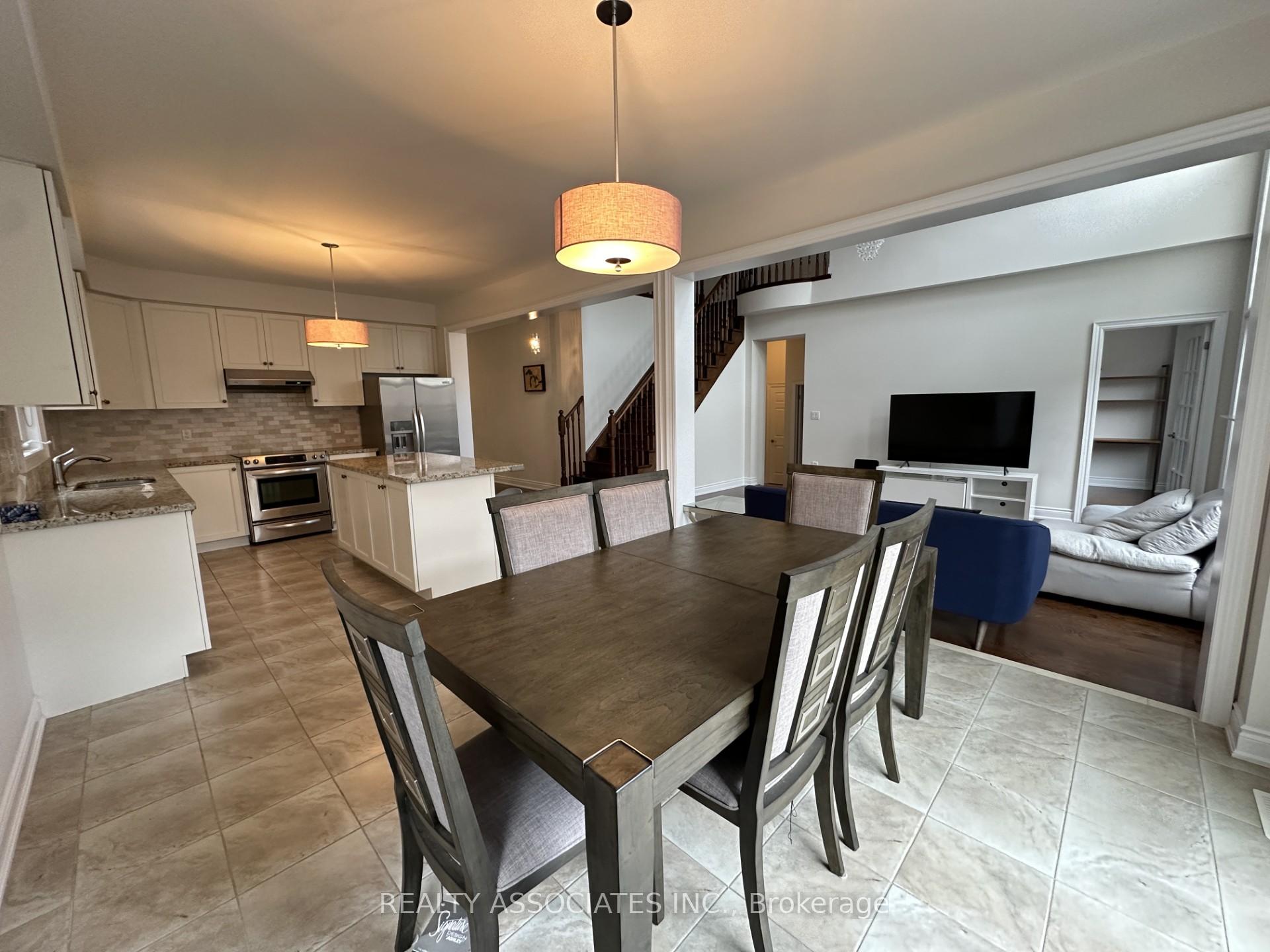 Photo 9 of 22 Carolina Rose Crescent, Markham, Wismer — HOMEH