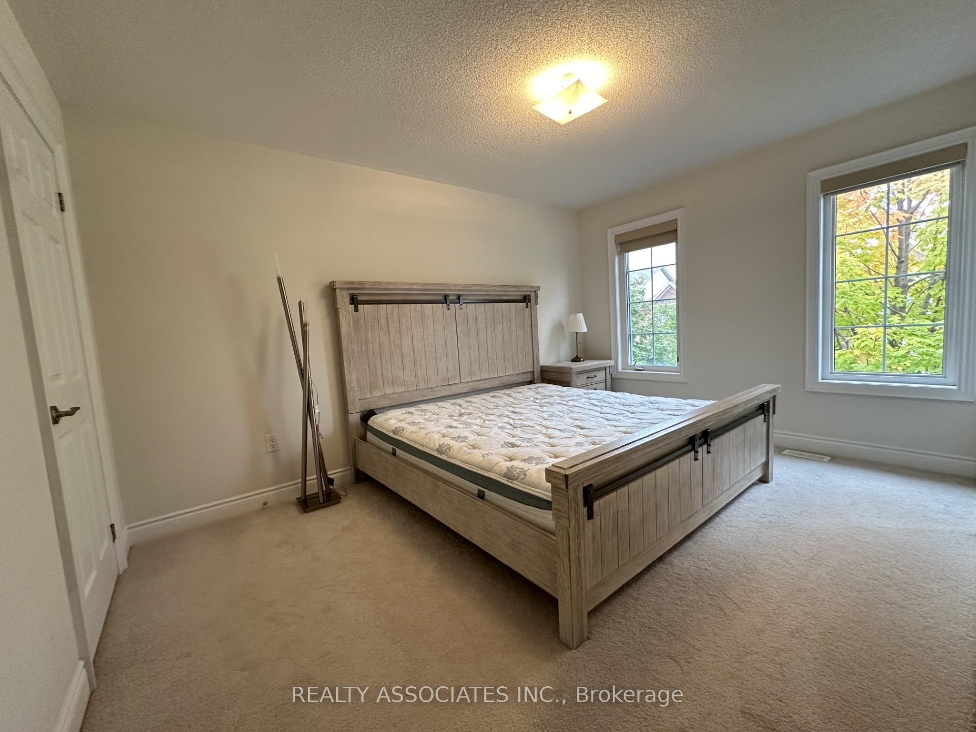 Photo 16 of 22 Carolina Rose Crescent, Markham, Wismer — HOMEH