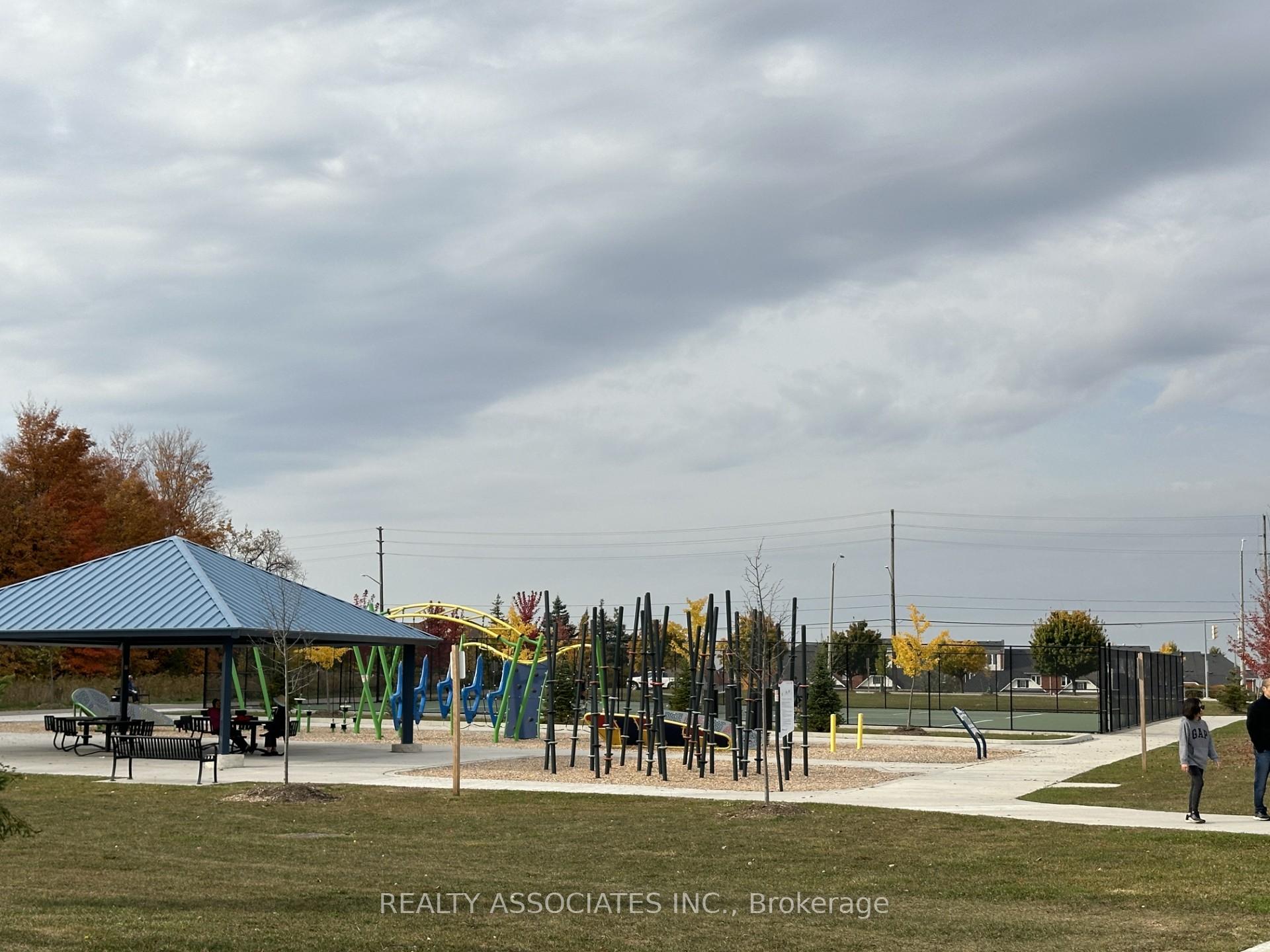 Photo 27 of 22 Carolina Rose Crescent, Markham, Wismer — HOMEH