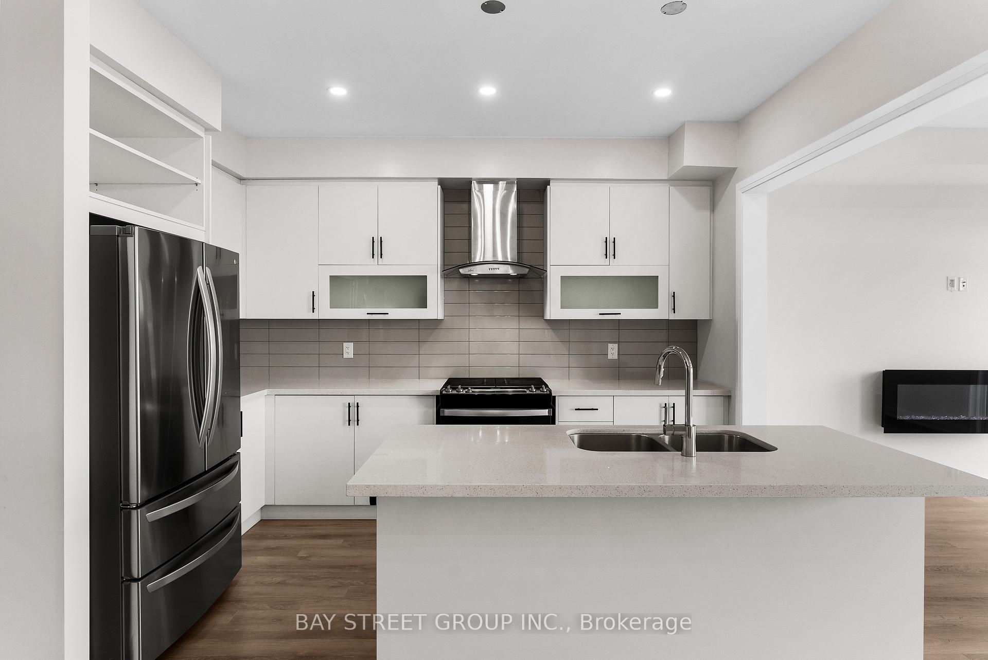 Photo 4 of 131 Vanier Street, Whitby, Pringle Creek — HOMEH