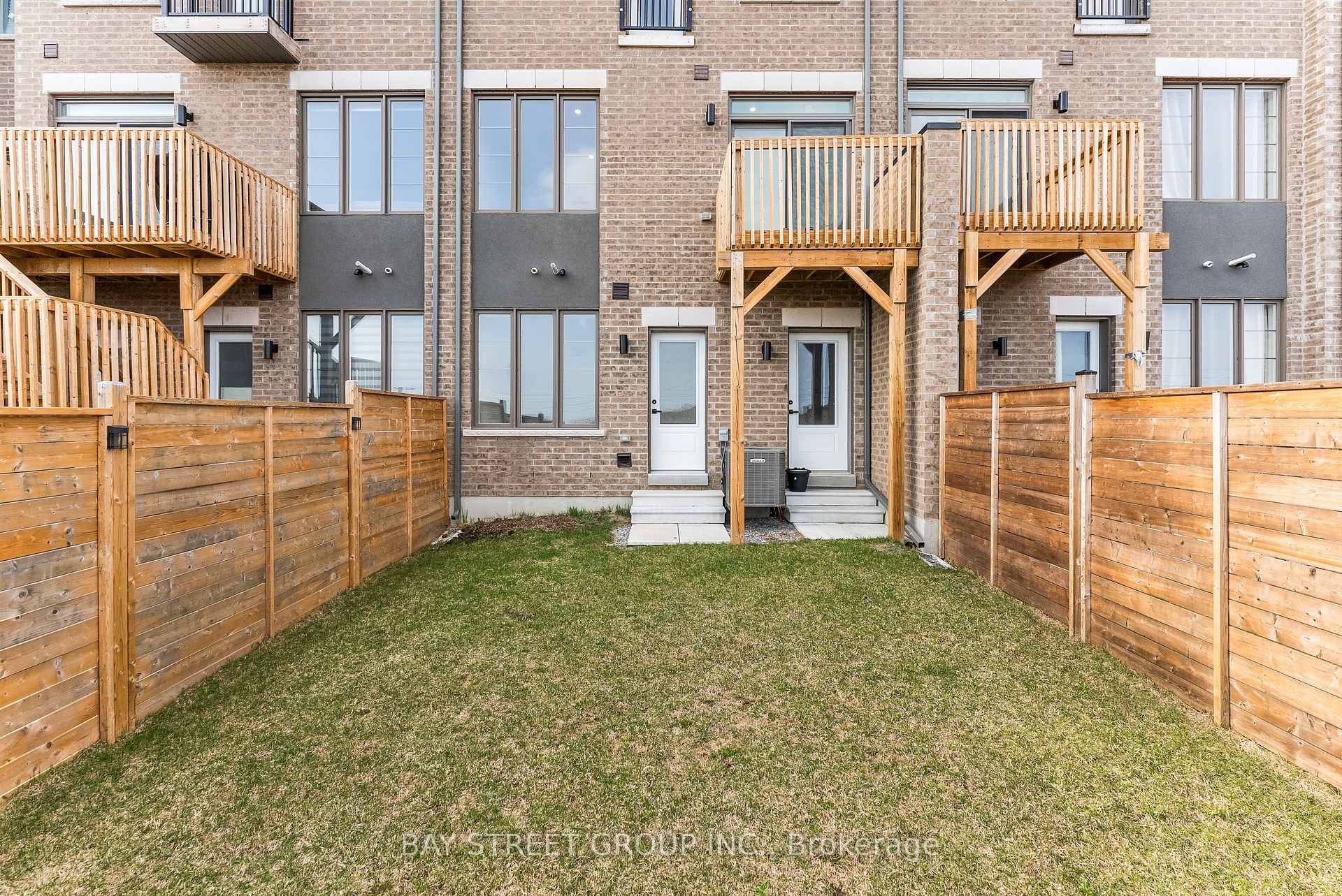 Photo 30 of 131 Vanier Street, Whitby, Pringle Creek — HOMEH