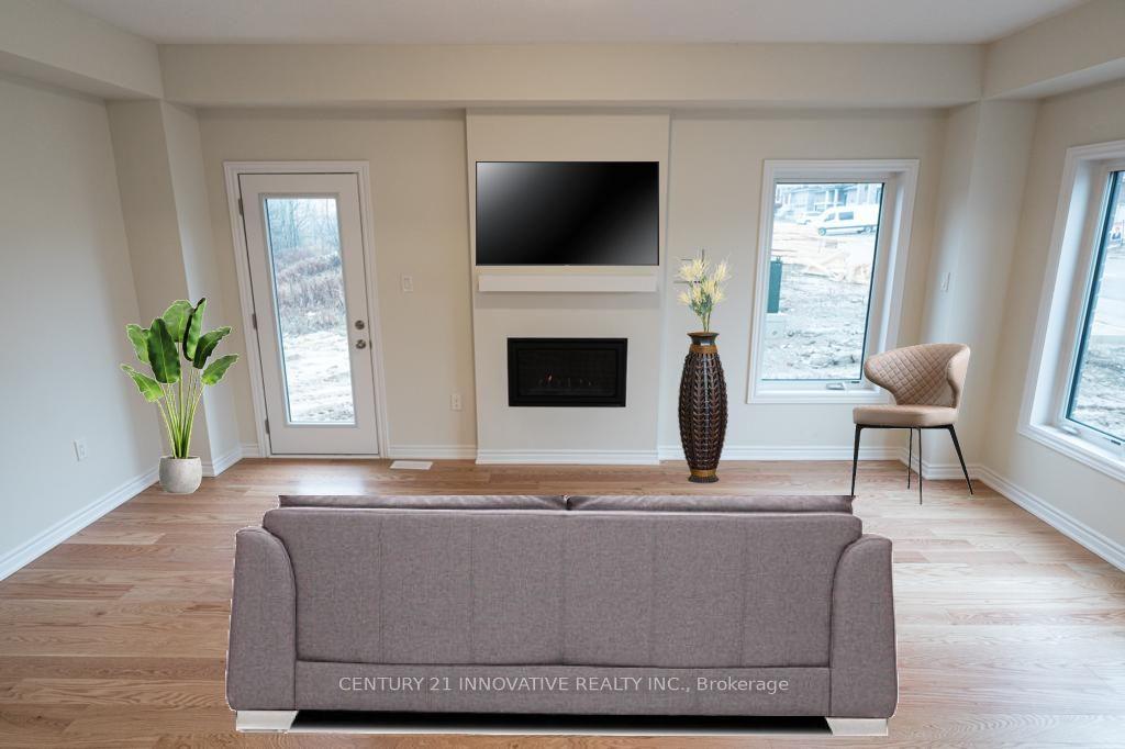 Photo 5 of 17 Gilham Way, Brant, Paris — HOMEH