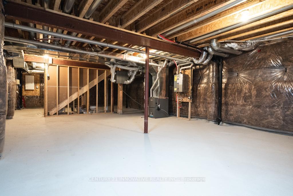 Photo 15 of 17 Gilham Way, Brant, Paris — HOMEH