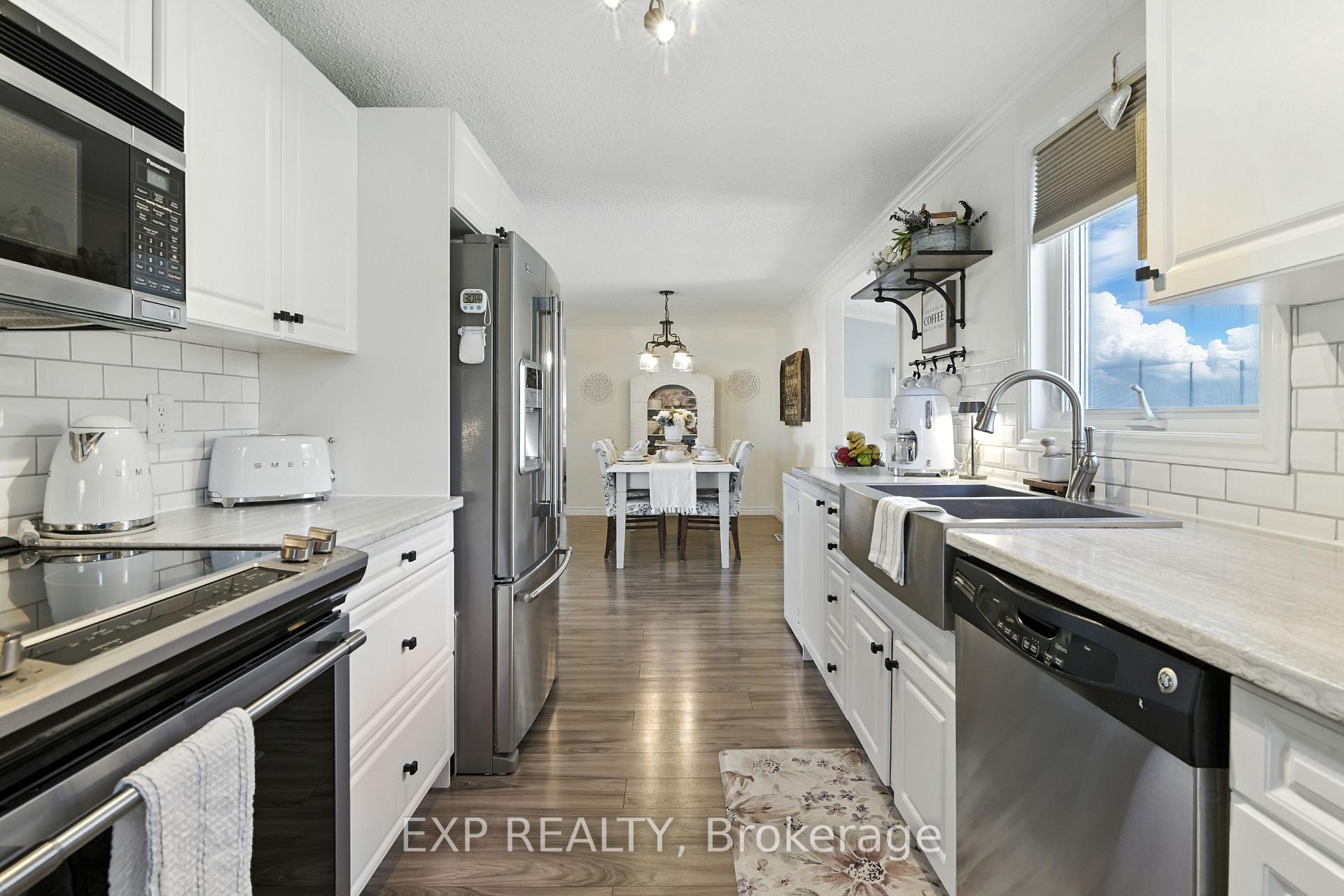Photo 12 of 44 Bluffs Road, Clarington, Bowmanville — HOMEH
