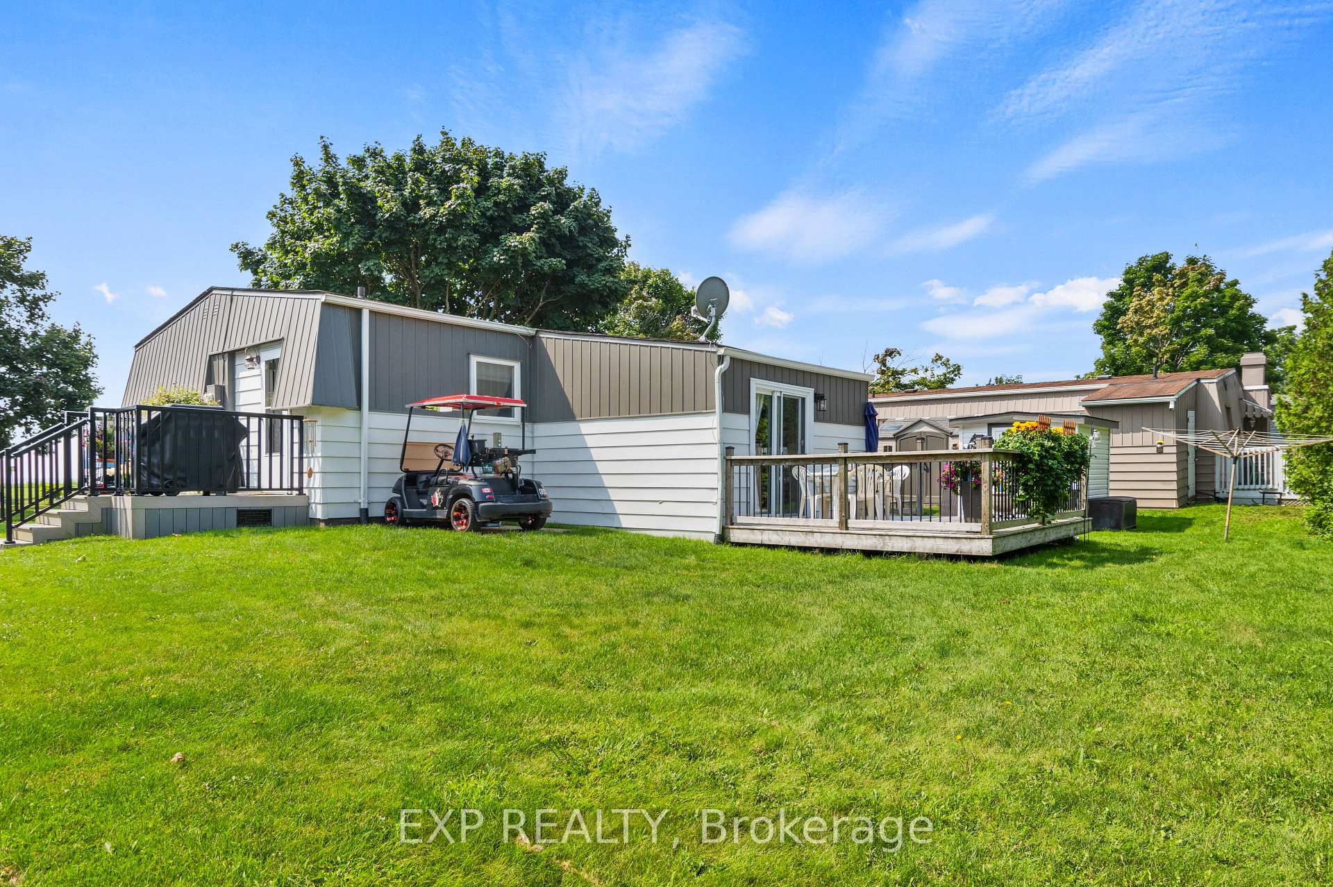 Photo 23 of 44 Bluffs Road, Clarington, Bowmanville — HOMEH
