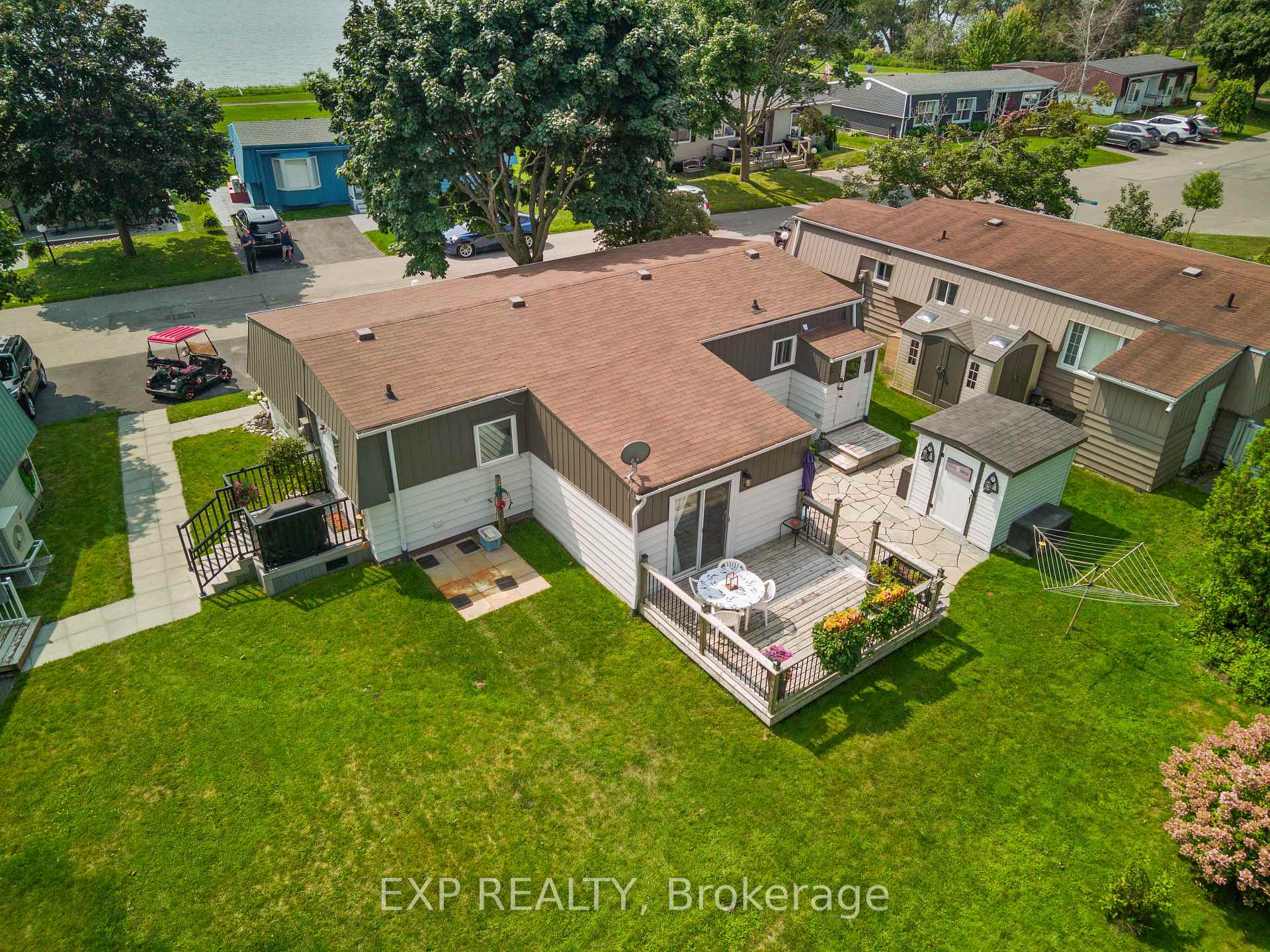 Photo 33 of 44 Bluffs Road, Clarington, Bowmanville — HOMEH