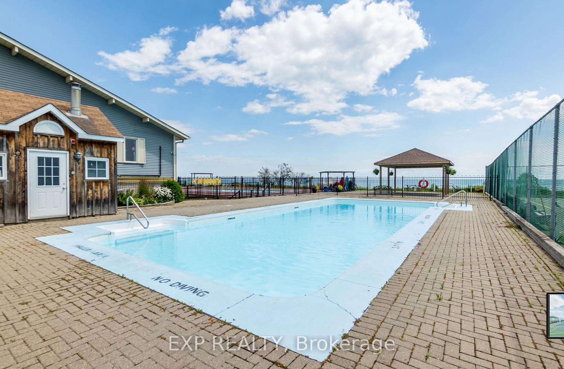 Photo 45 of 44 Bluffs Road, Clarington, Bowmanville — HOMEH