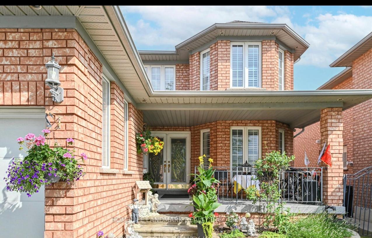 Photo 5 of 28 Dragon Tree Crescent, Brampton, Sandringham-Wellington — HOMEH