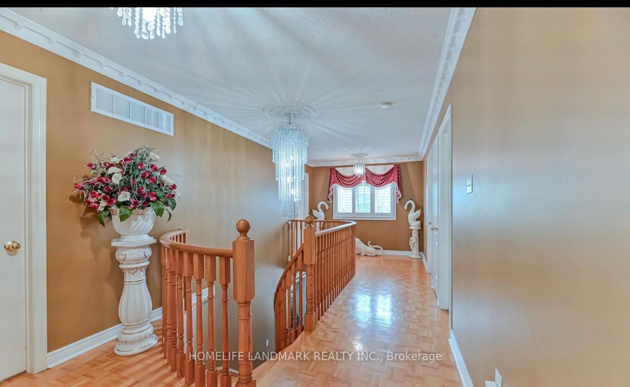 Photo 7 of 28 Dragon Tree Crescent, Brampton, Sandringham-Wellington — HOMEH