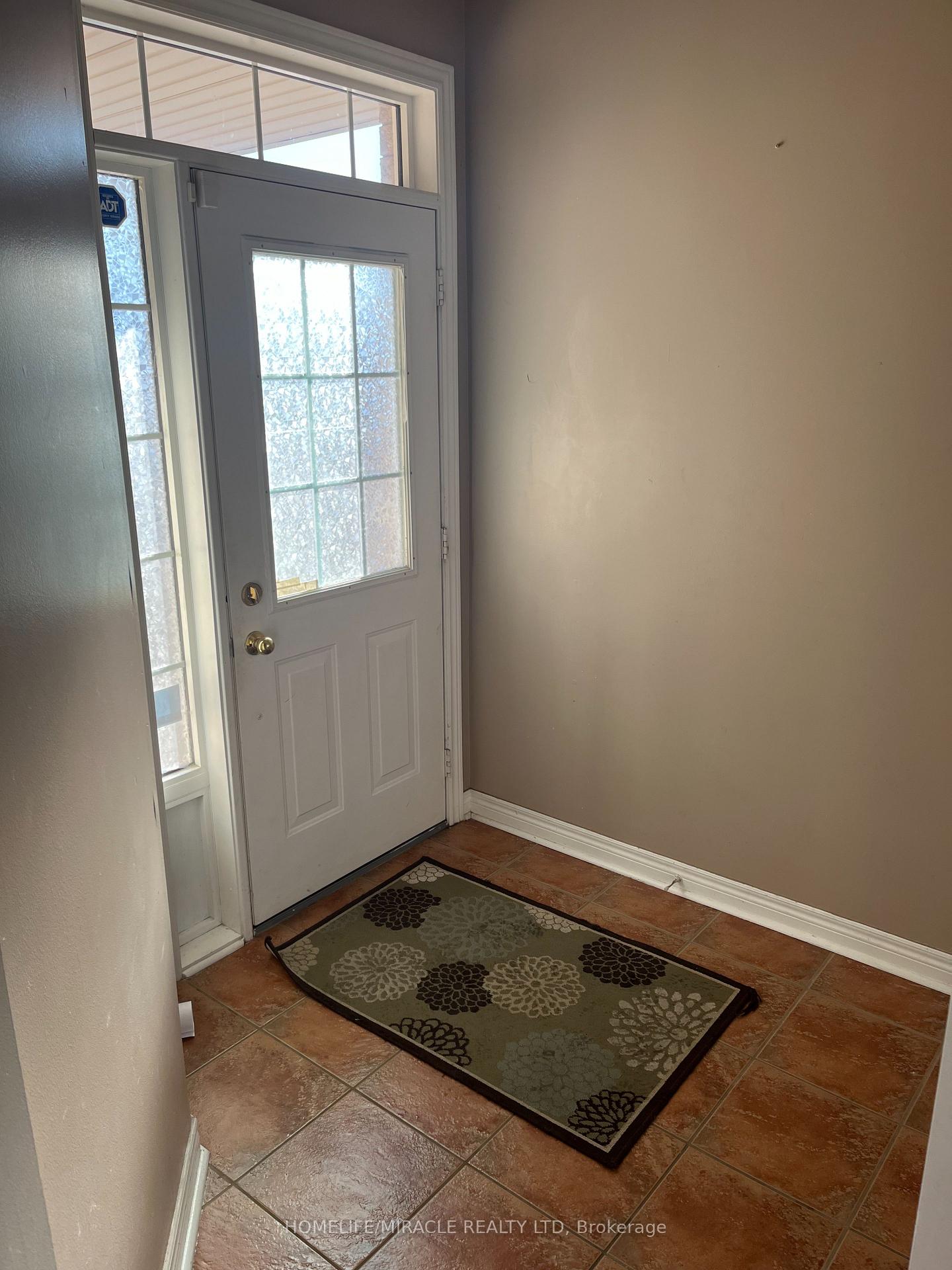 Photo 8 of 26 Silent Pond Crescent, Brampton, Madoc — HOMEH