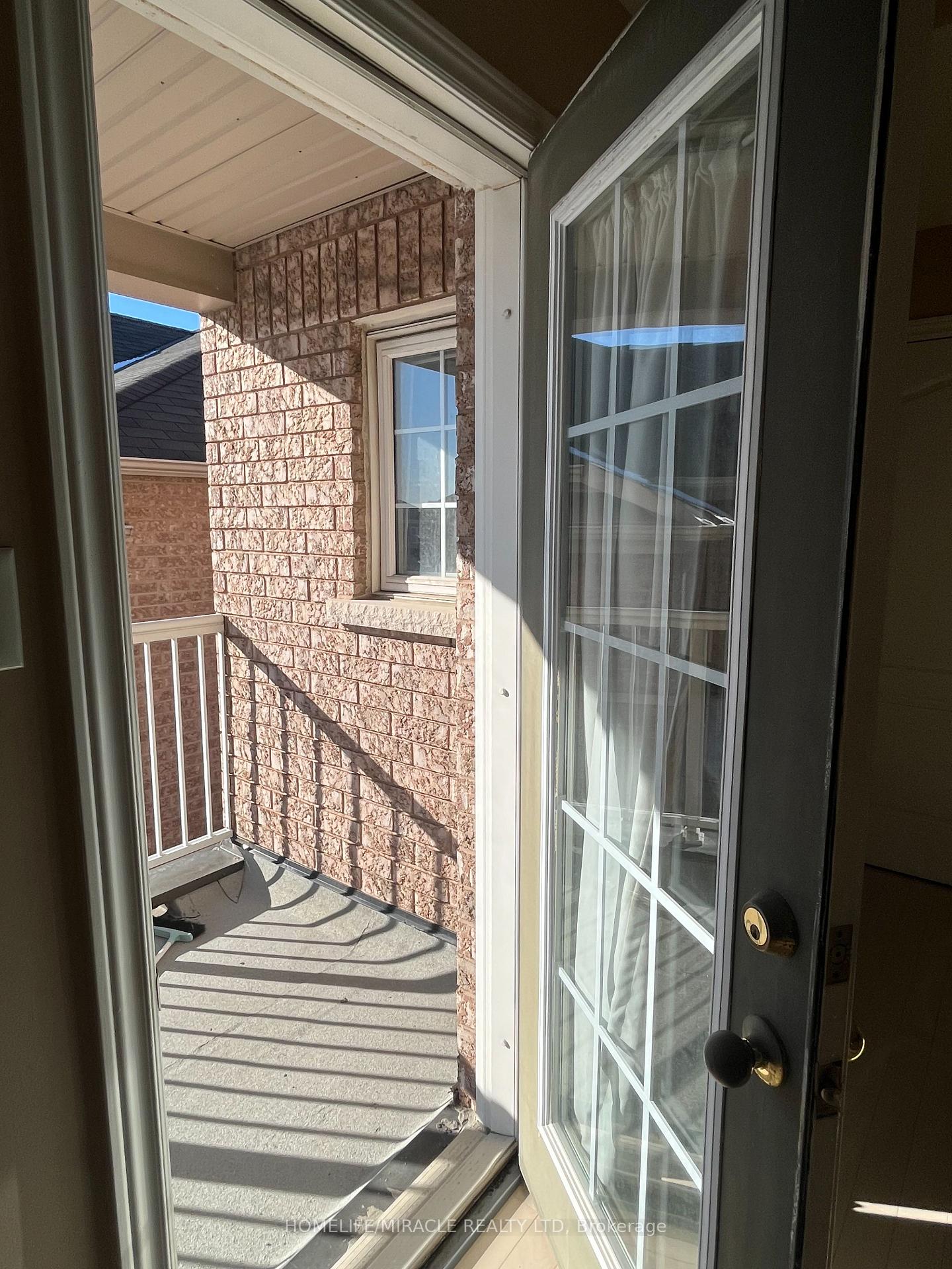 Photo 21 of 26 Silent Pond Crescent, Brampton, Madoc — HOMEH