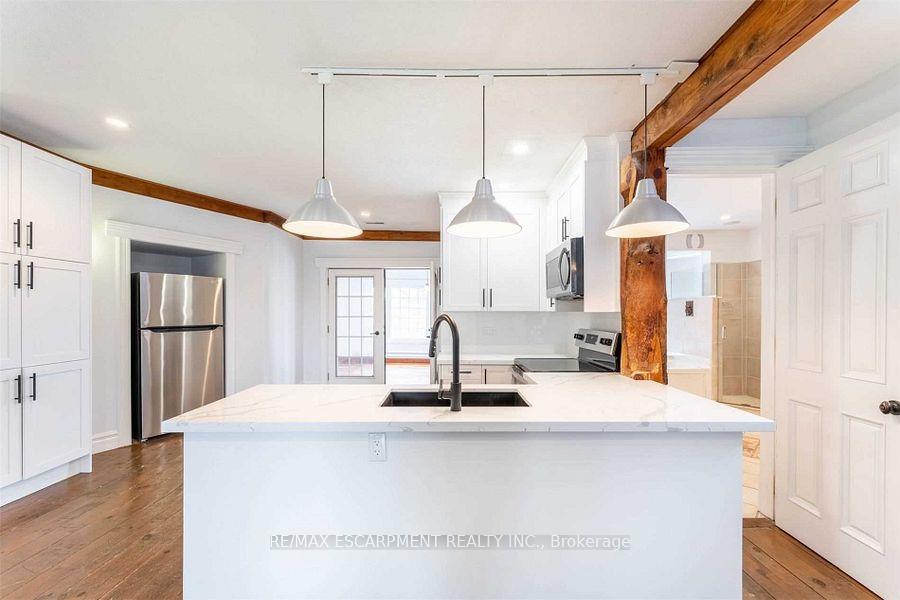 Photo 6 of Unit 2, 336 Locke Street S, Hamilton, Kirkendall — HOMEH