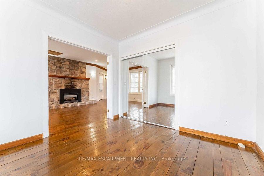 Photo 12 of Unit 2, 336 Locke Street S, Hamilton, Kirkendall — HOMEH