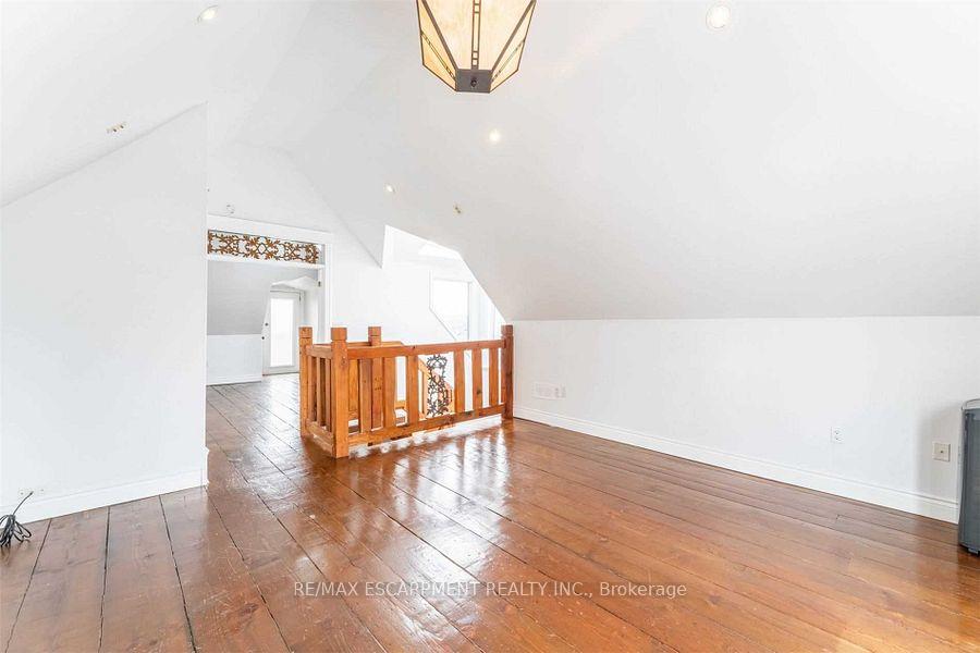 Photo 25 of Unit 2, 336 Locke Street S, Hamilton, Kirkendall — HOMEH