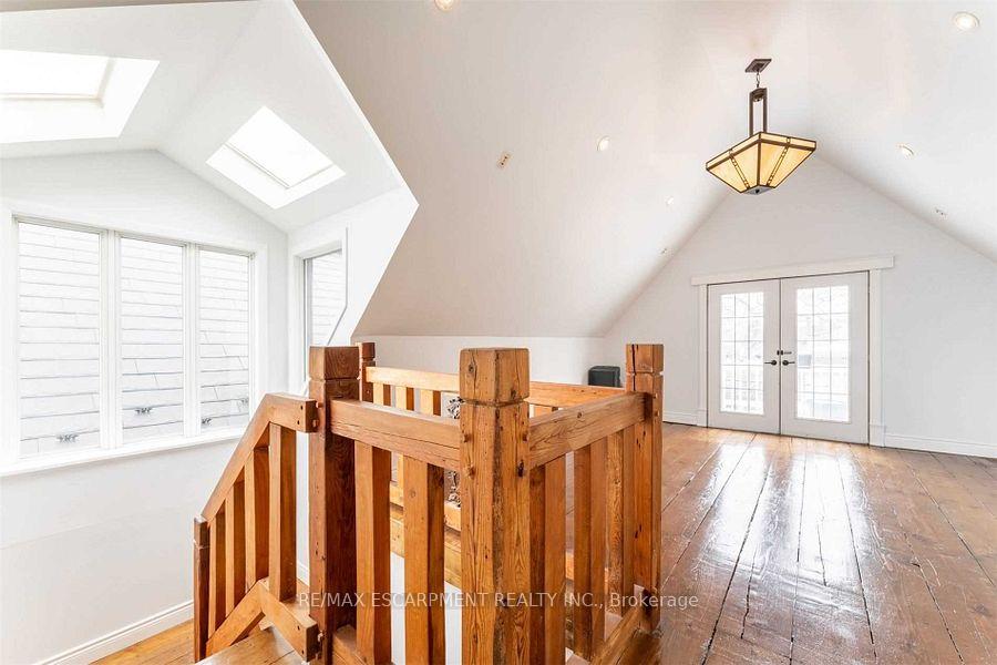 Photo 26 of Unit 2, 336 Locke Street S, Hamilton, Kirkendall — HOMEH