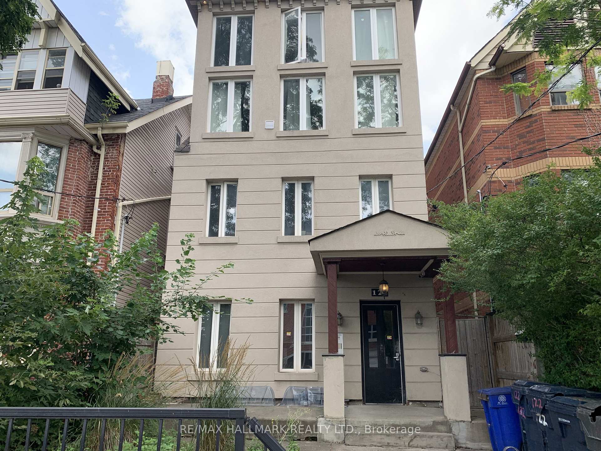 Photo 1 of Unit 4, 122 Baldwin Street, Toronto, Kensington-Chinatown — HOMEH