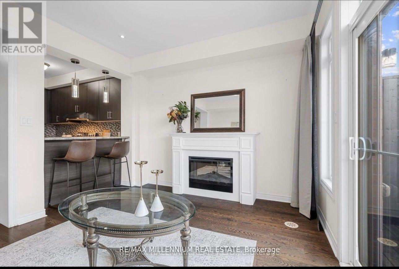 Photo 3 of 222 Inspire Boulevard, Brampton, Sandringham-Wellington North — HOMEH