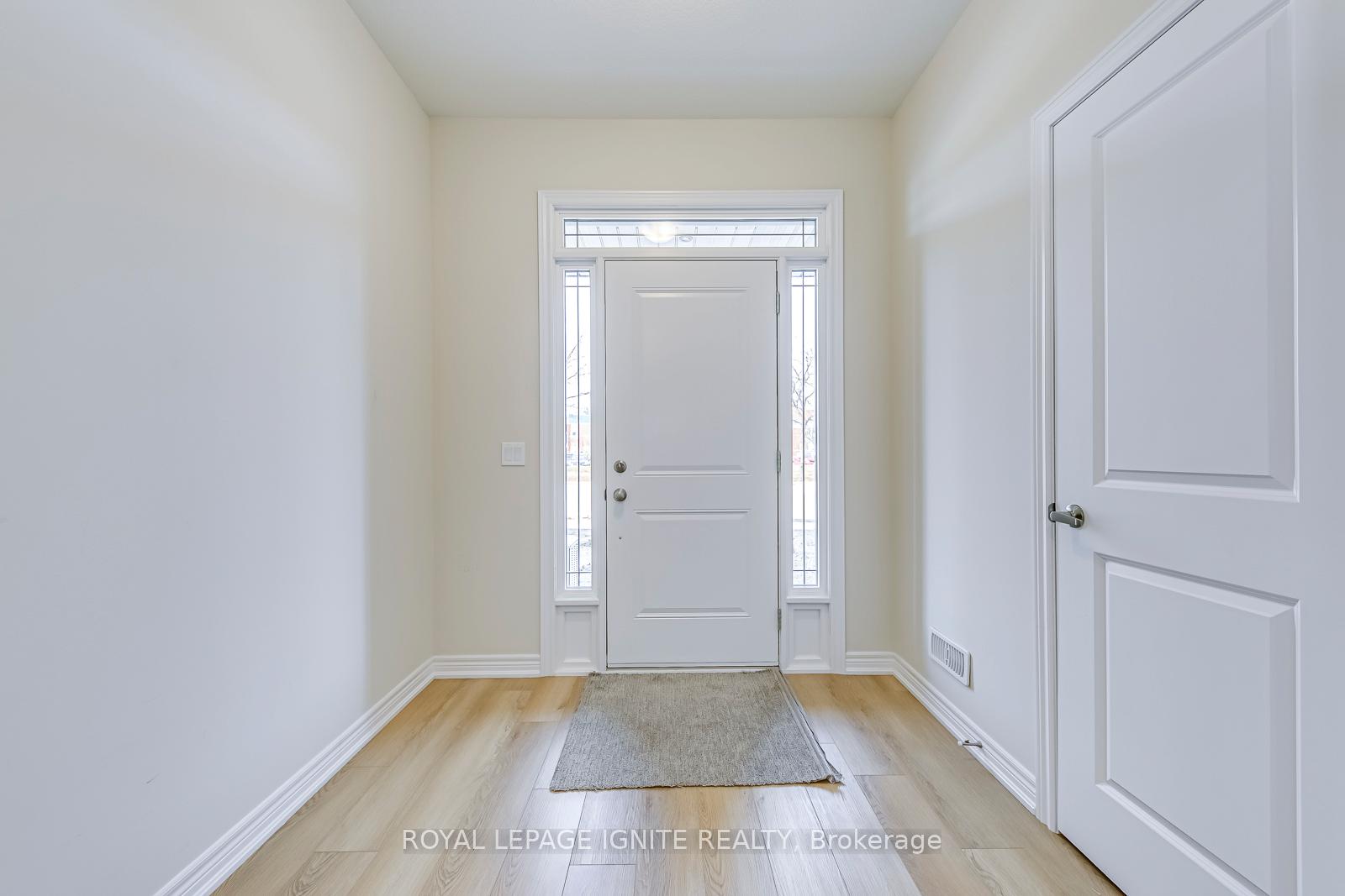 Photo 9 of 11 Picardy Drive, Hamilton, Stoney Creek Mountain — HOMEH