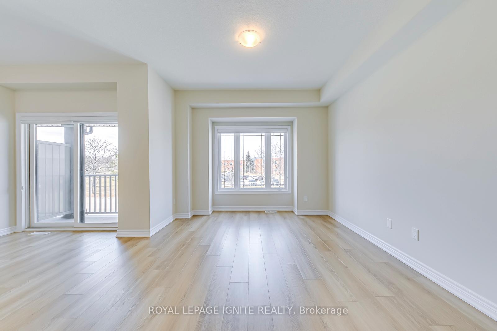 Photo 14 of 11 Picardy Drive, Hamilton, Stoney Creek Mountain — HOMEH