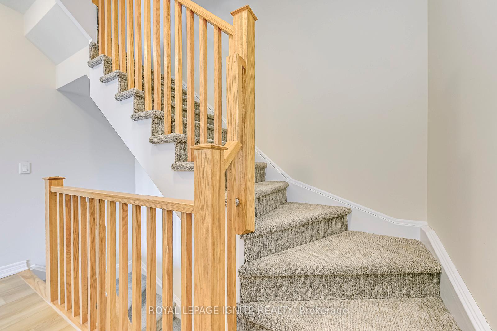 Photo 27 of 11 Picardy Drive, Hamilton, Stoney Creek Mountain — HOMEH