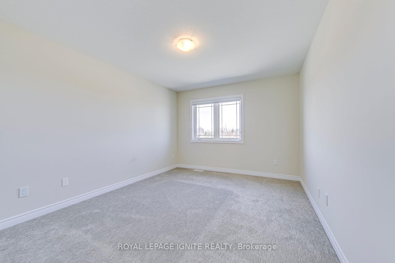 Photo 32 of 11 Picardy Drive, Hamilton, Stoney Creek Mountain — HOMEH