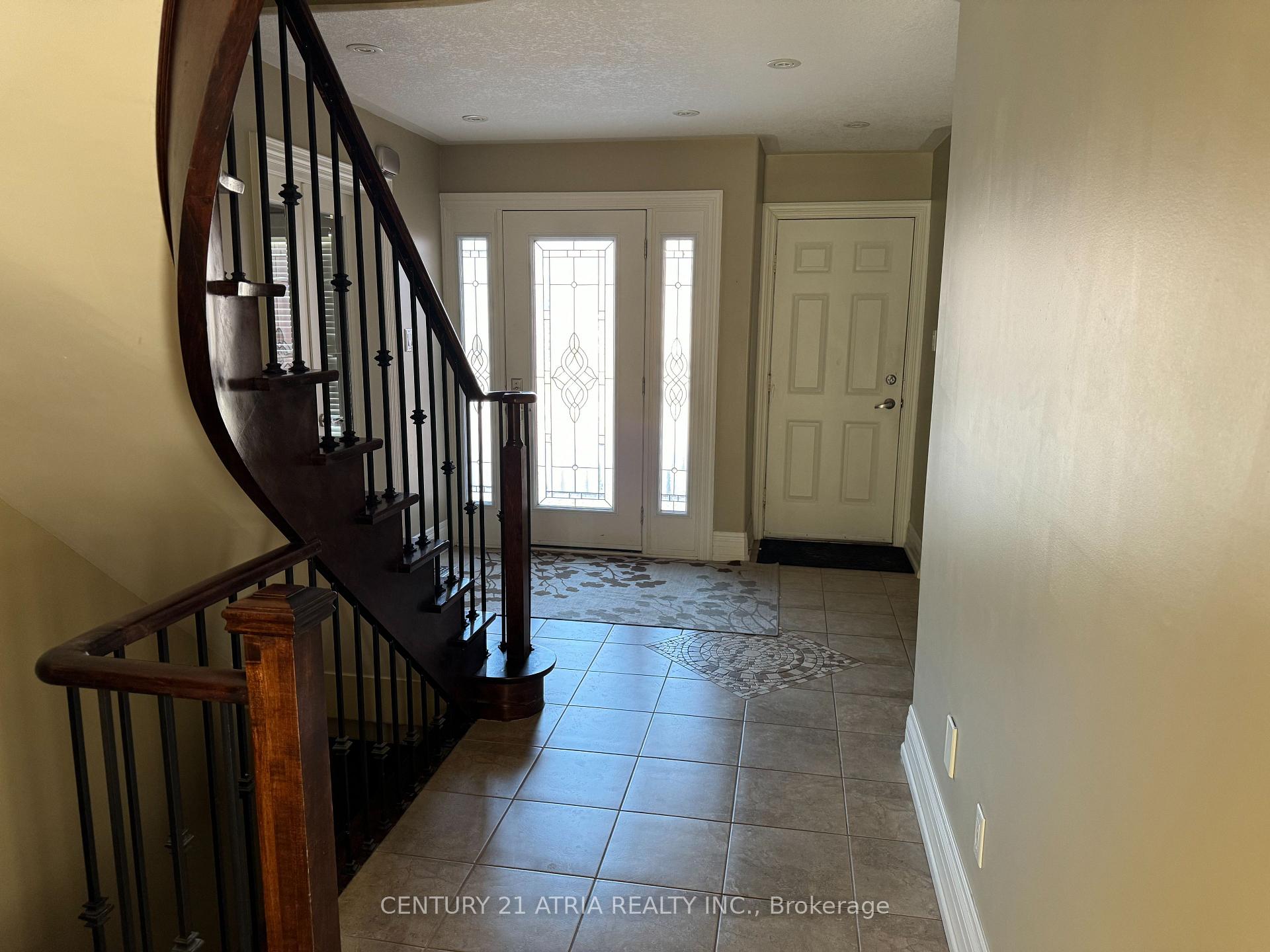 Photo 19 of 108 Chalmers Drive, Barrie, Painswick South — HOMEH