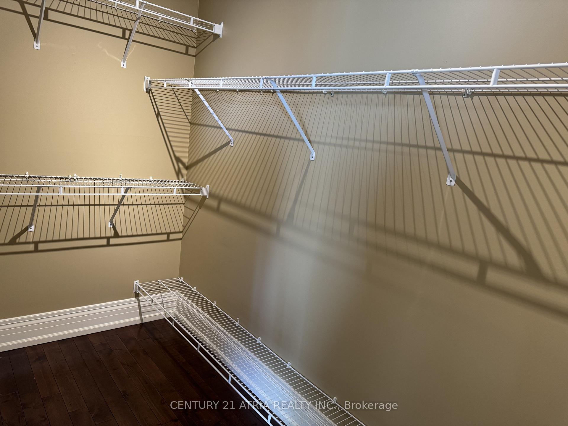 Photo 10 of 108 Chalmers Drive, Barrie, Painswick South — HOMEH