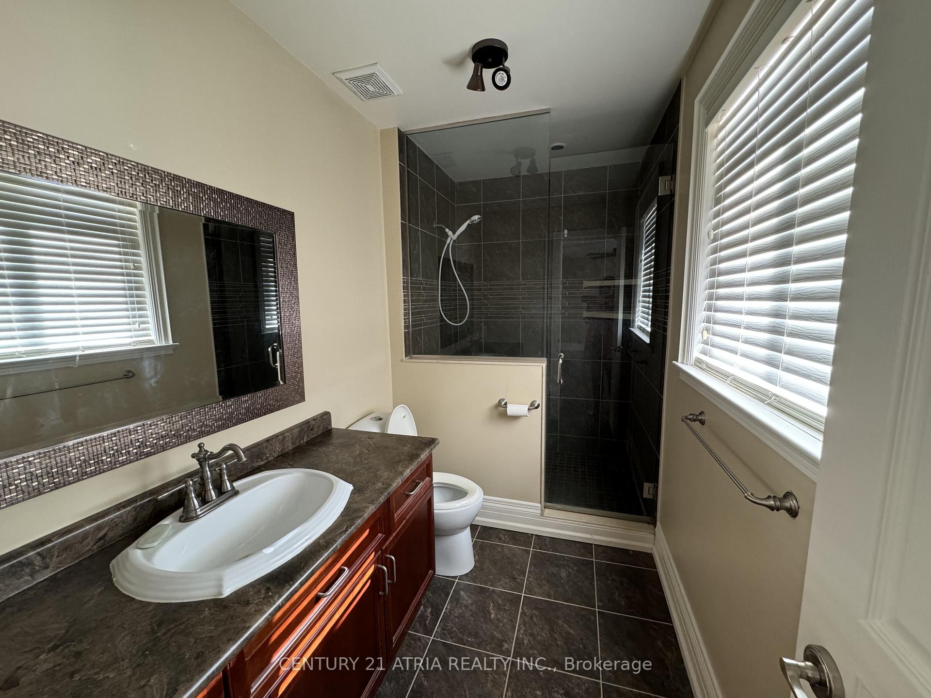 Photo 8 of 108 Chalmers Drive, Barrie, Painswick South — HOMEH