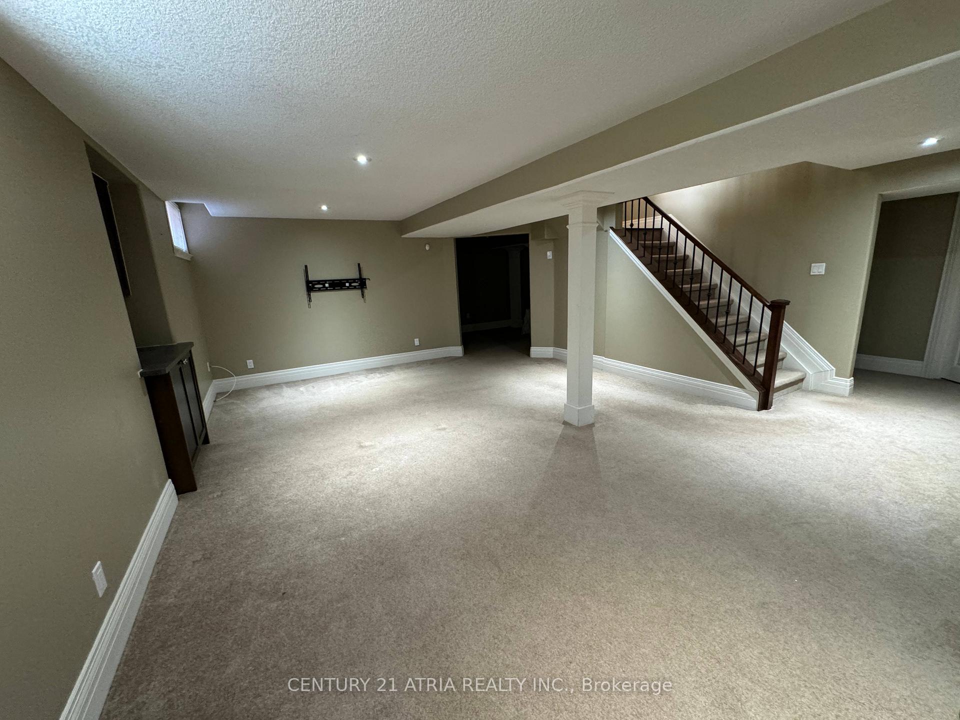 Photo 15 of 108 Chalmers Drive, Barrie, Painswick South — HOMEH