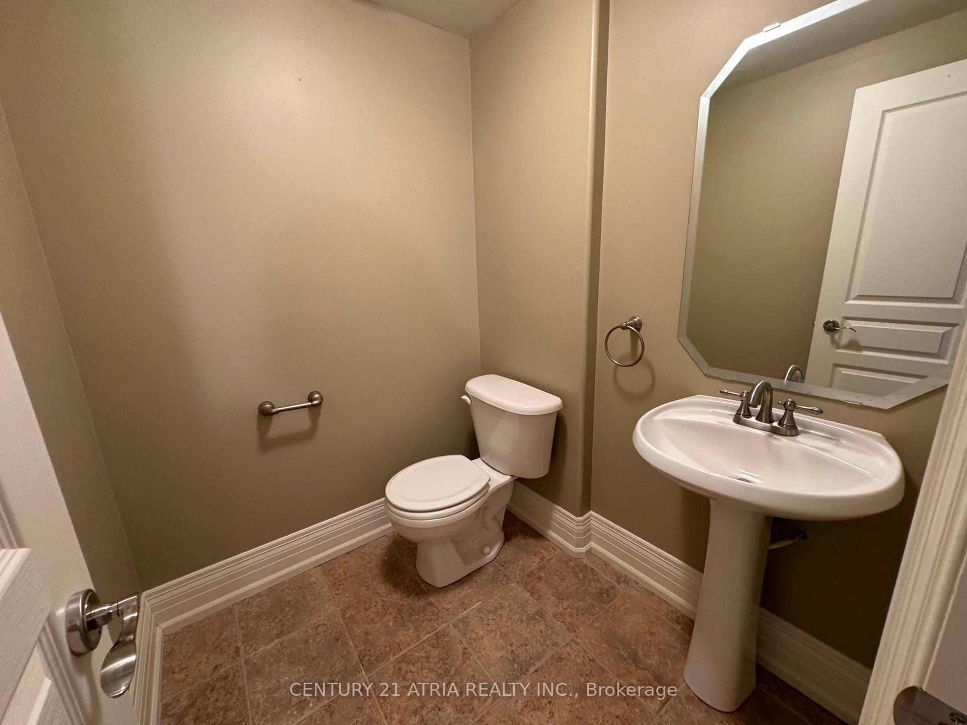 Photo 18 of 108 Chalmers Drive, Barrie, Painswick South — HOMEH