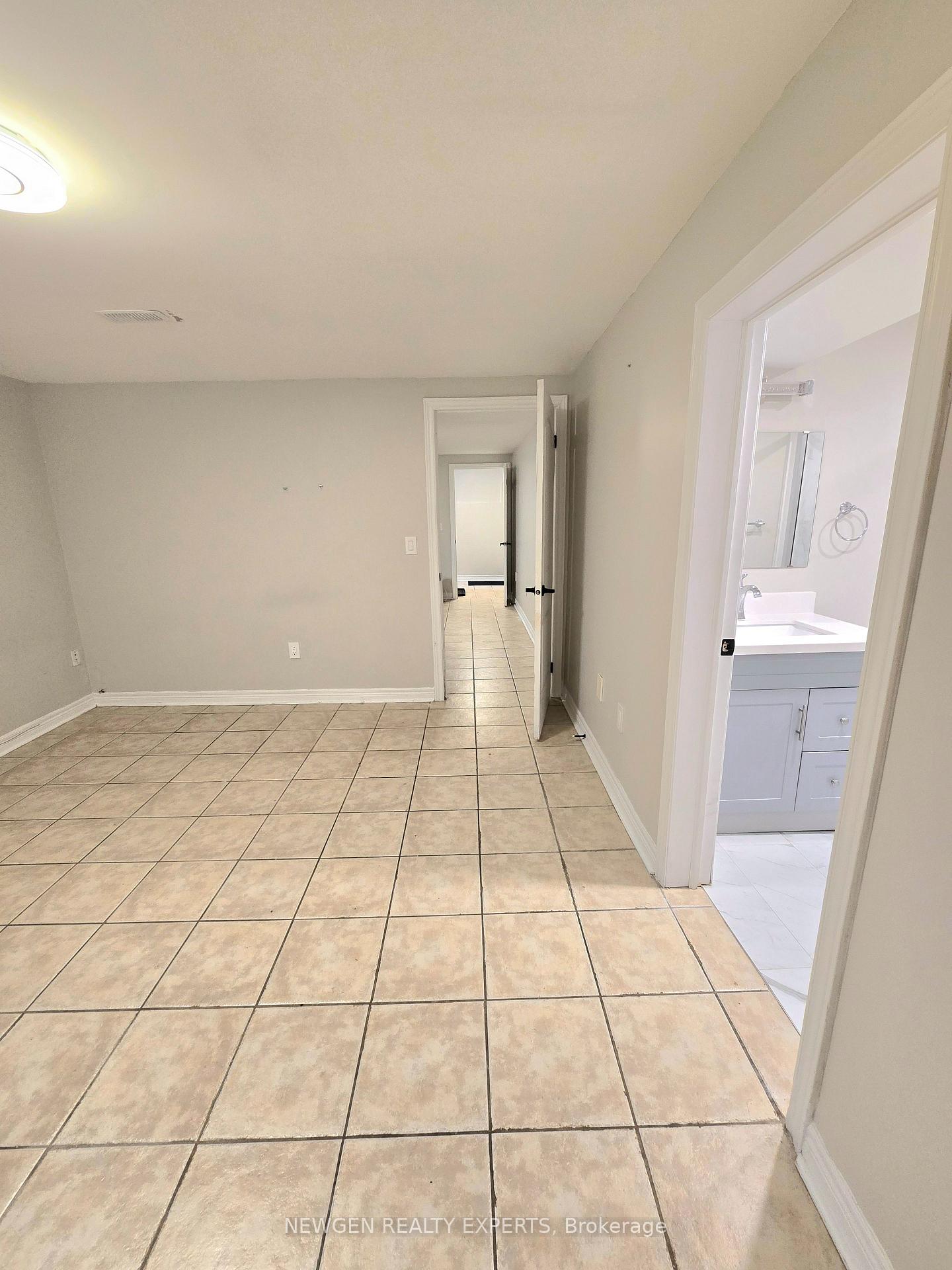 Photo 3 of Unit Bsmnt, 232 Twyn Rivers Drive, Pickering, Highbush — HOMEH