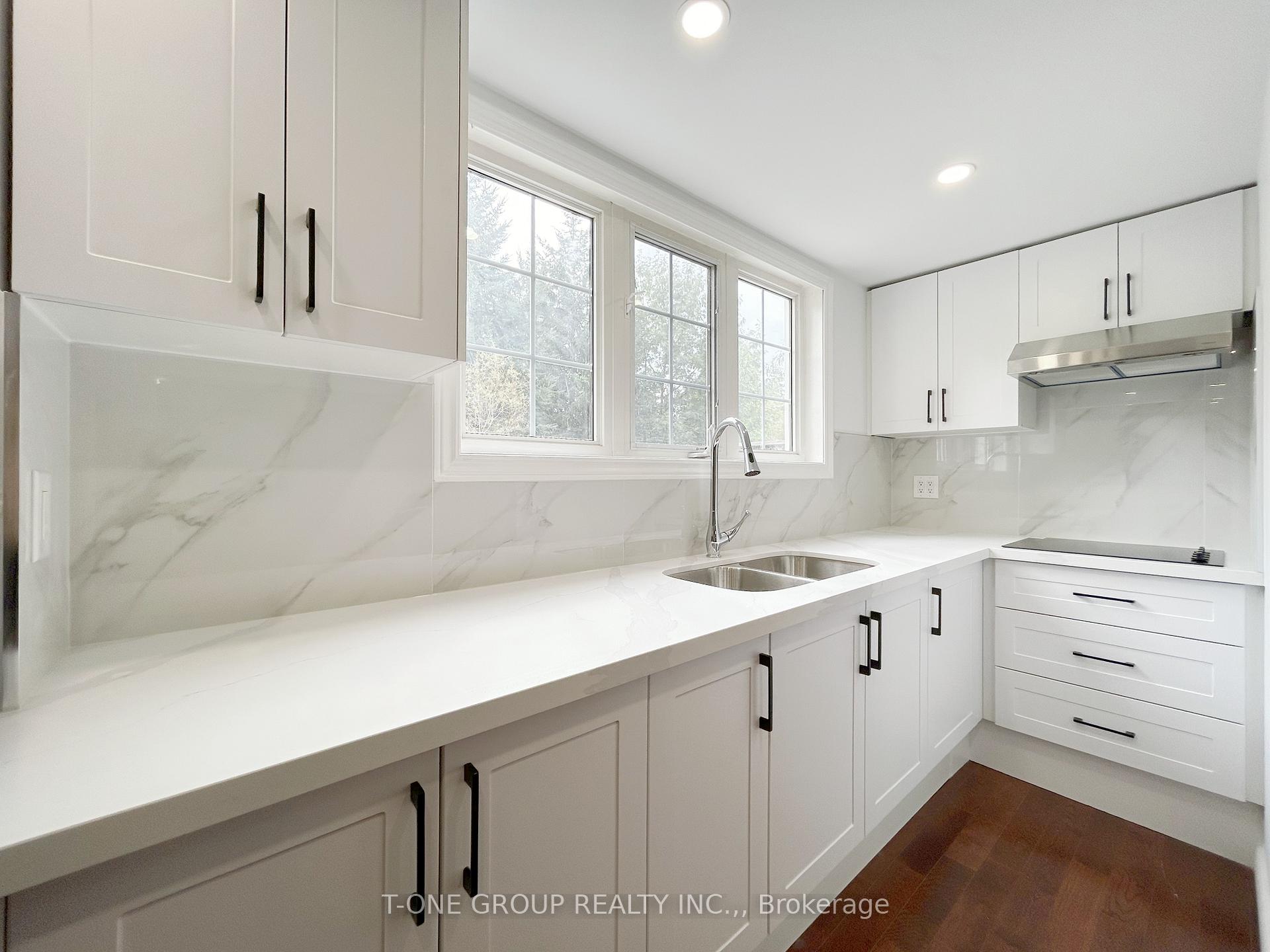 Photo 7 of 17 Bradbury Crescent, Ajax, Northwest Ajax — HOMEH