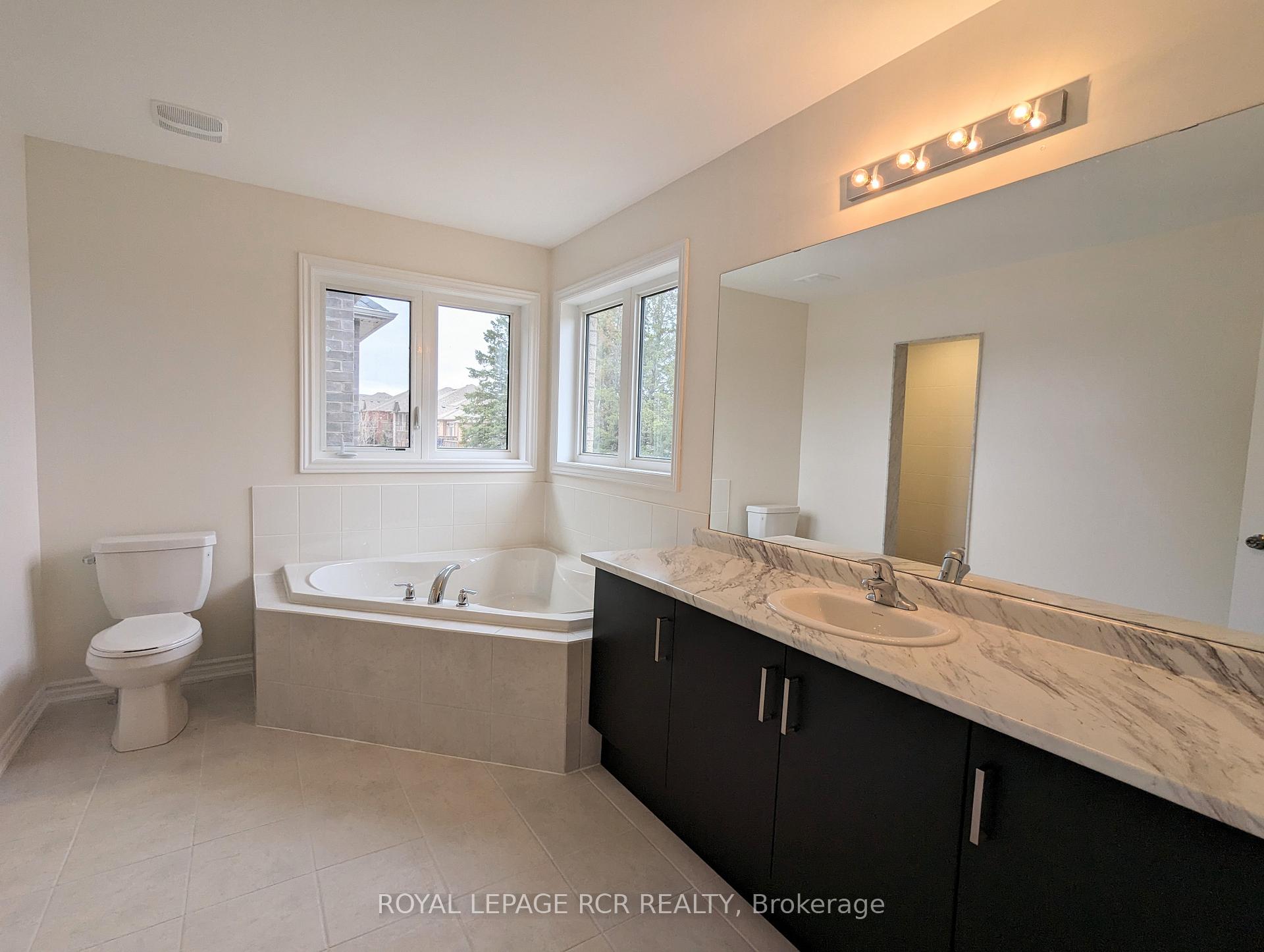 Photo 6 of 7 Lawrence D Pridham Avenue, New Tecumseth, Alliston — HOMEH