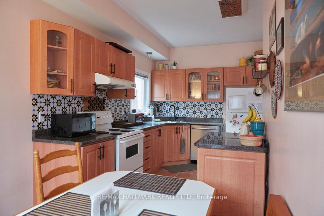 Photo 5 of 285 Craven Road, Toronto, Greenwood-Coxwell — HOMEH