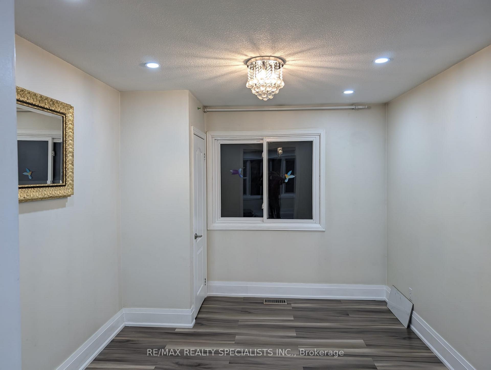 Photo 14 of 68 Briargate Drive, Kitchener — HOMEH