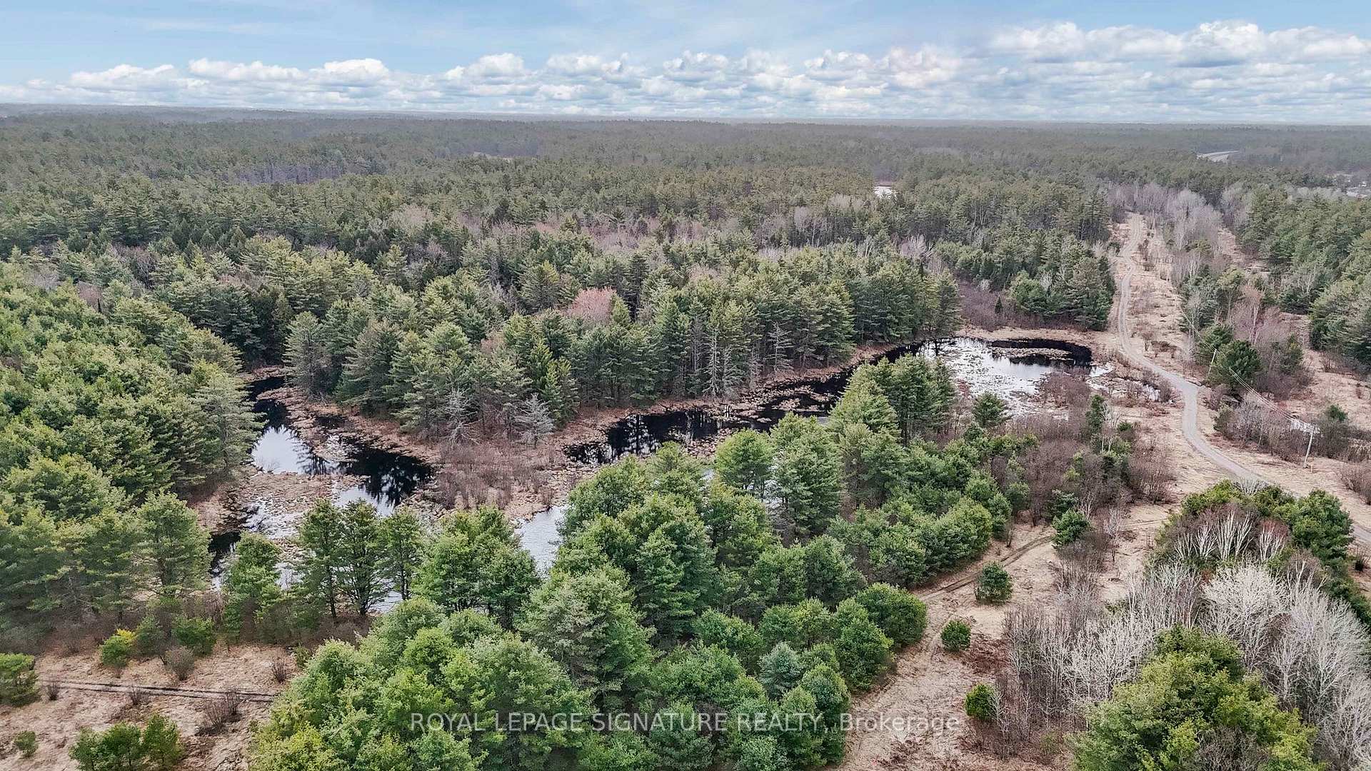Photo 39 of 1061 Taverner Road, Gravenhurst, Muskoka (S) — HOMEH