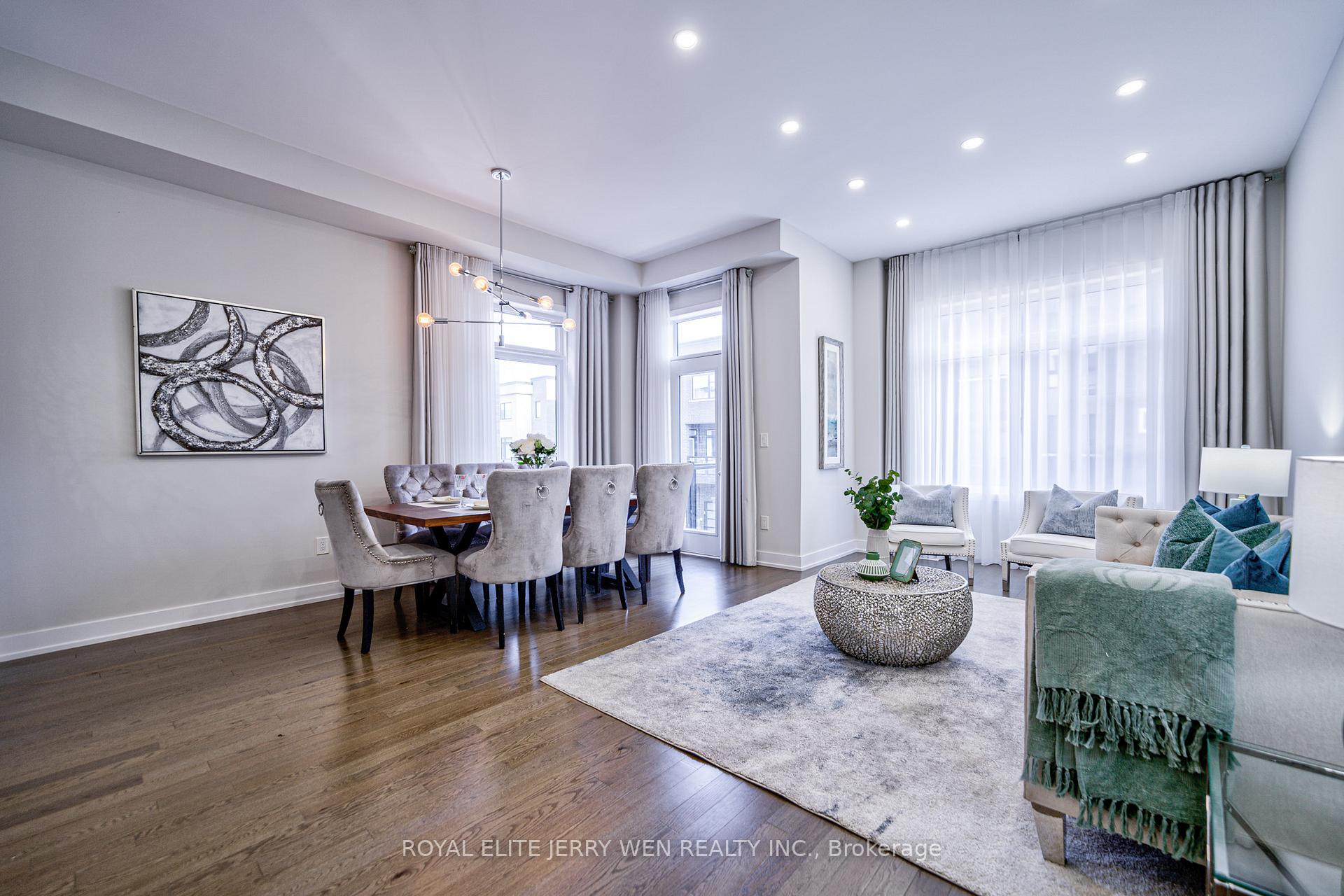 Photo 3 of 54 Laskin Drive, Vaughan, Patterson — HOMEH