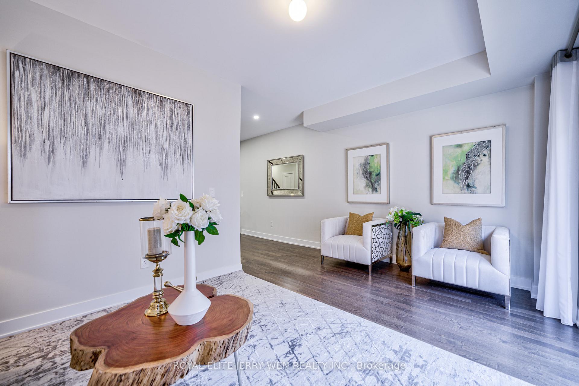 Photo 15 of 54 Laskin Drive, Vaughan, Patterson — HOMEH
