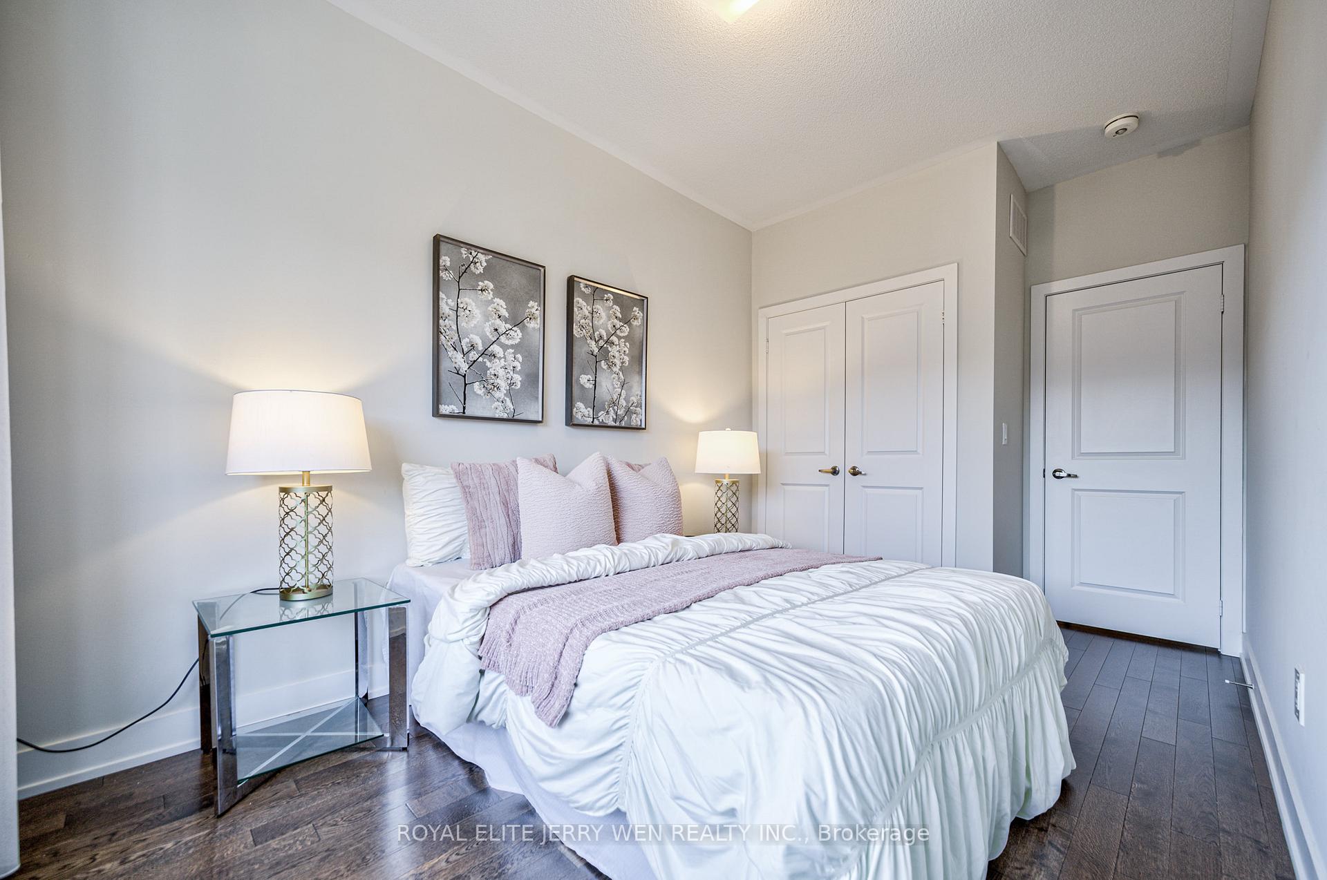 Photo 17 of 54 Laskin Drive, Vaughan, Patterson — HOMEH