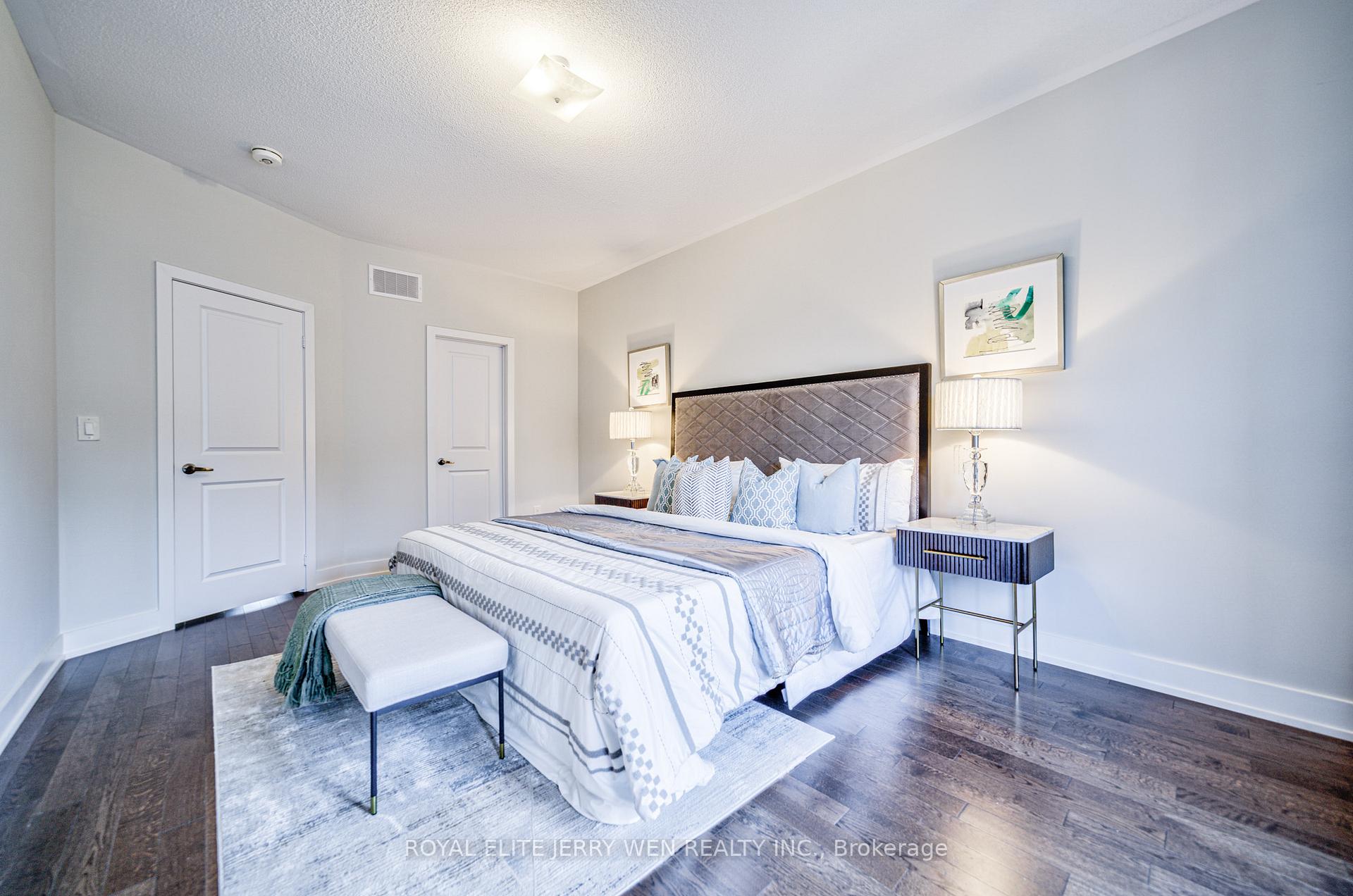 Photo 24 of 54 Laskin Drive, Vaughan, Patterson — HOMEH