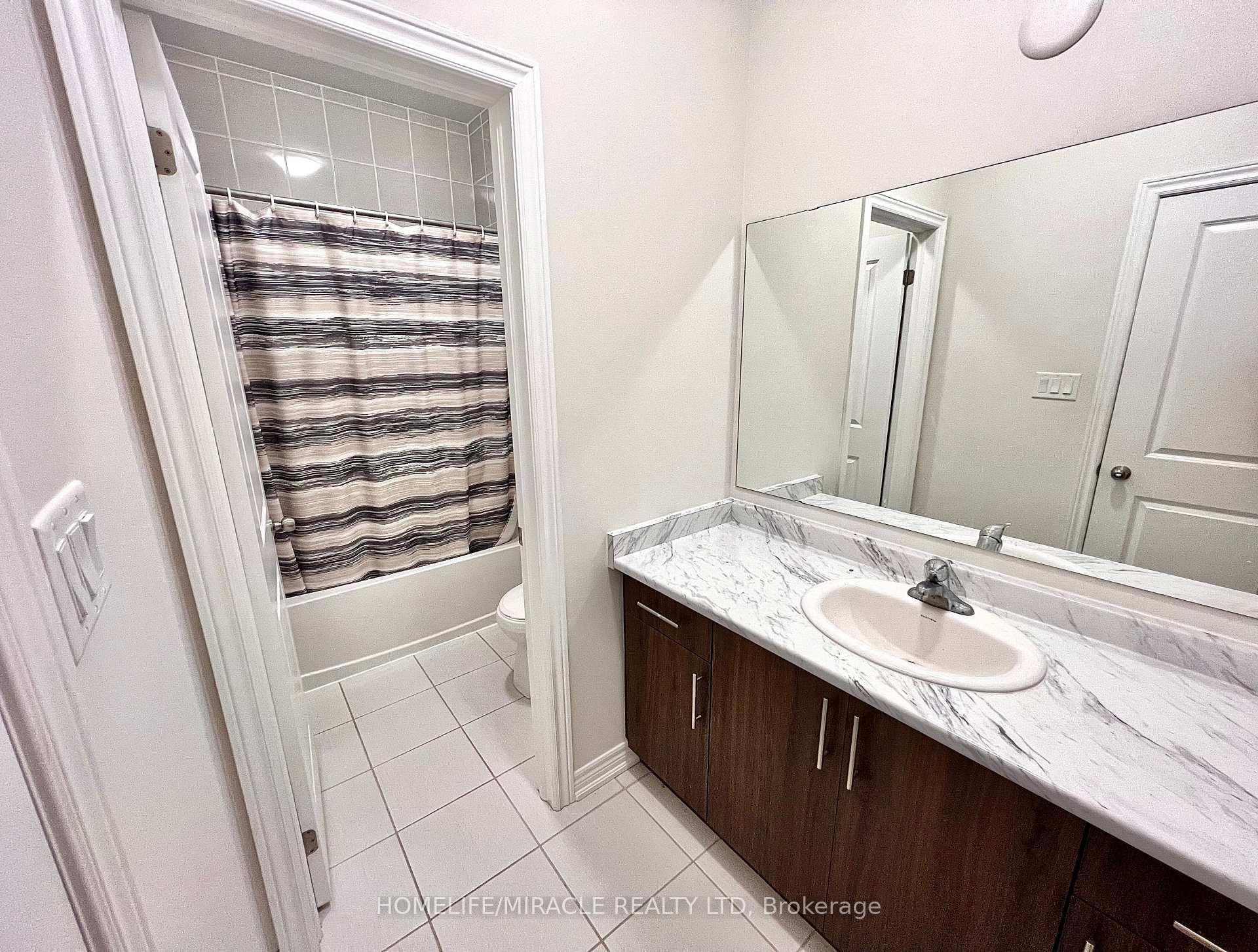 Photo 31 of 535 Veterans Drive, Brampton, Northwest Brampton — HOMEH